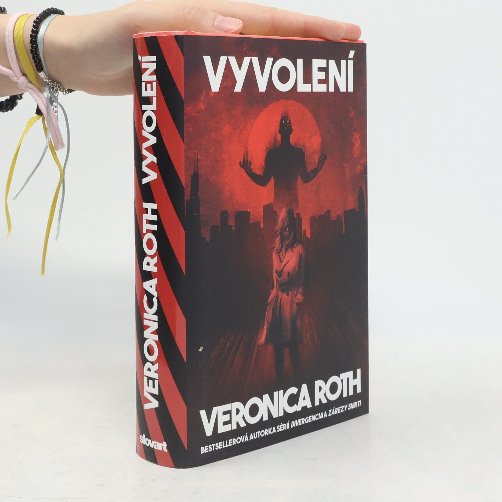 Veronica Roth Vyvolení