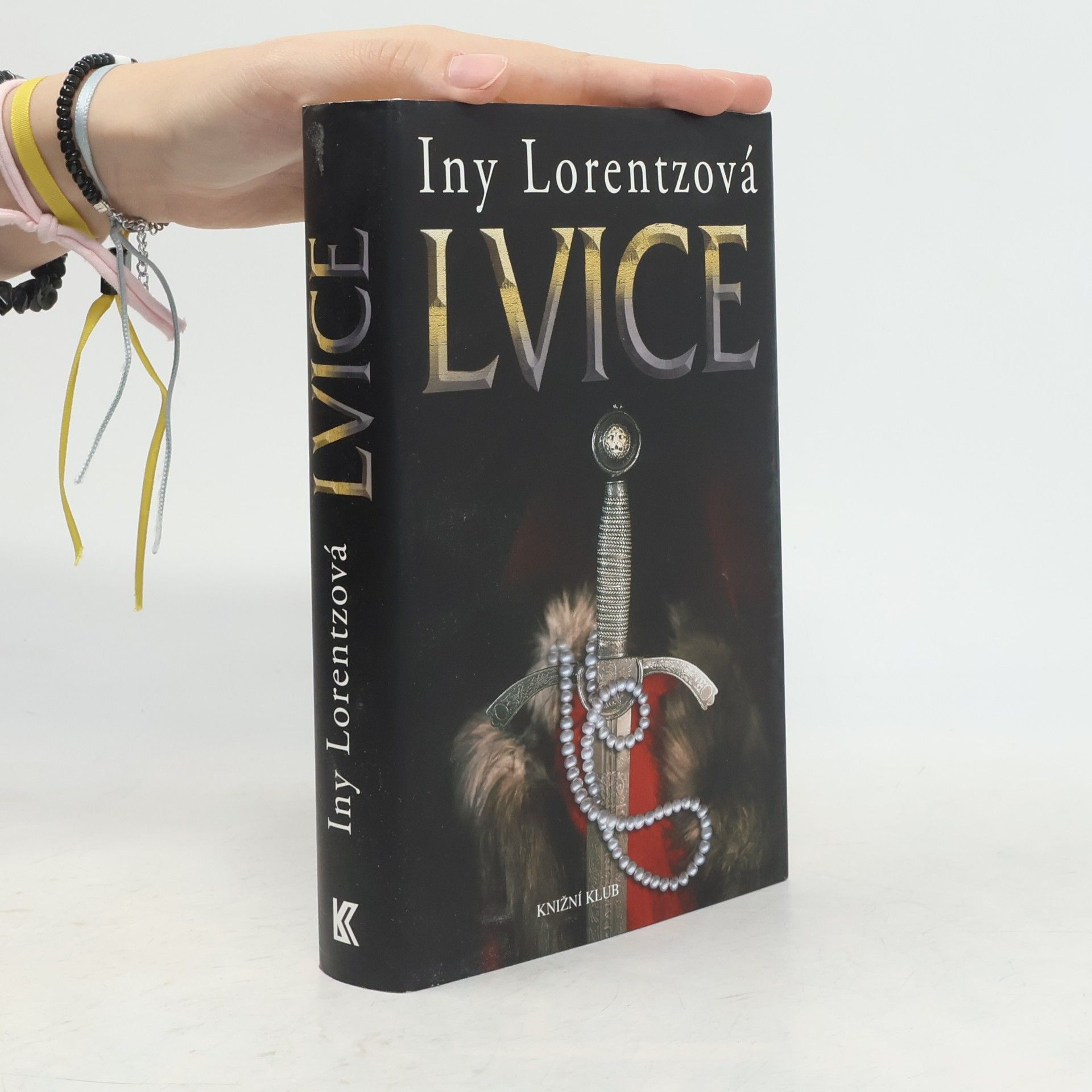 Iny Lorentz Lvice