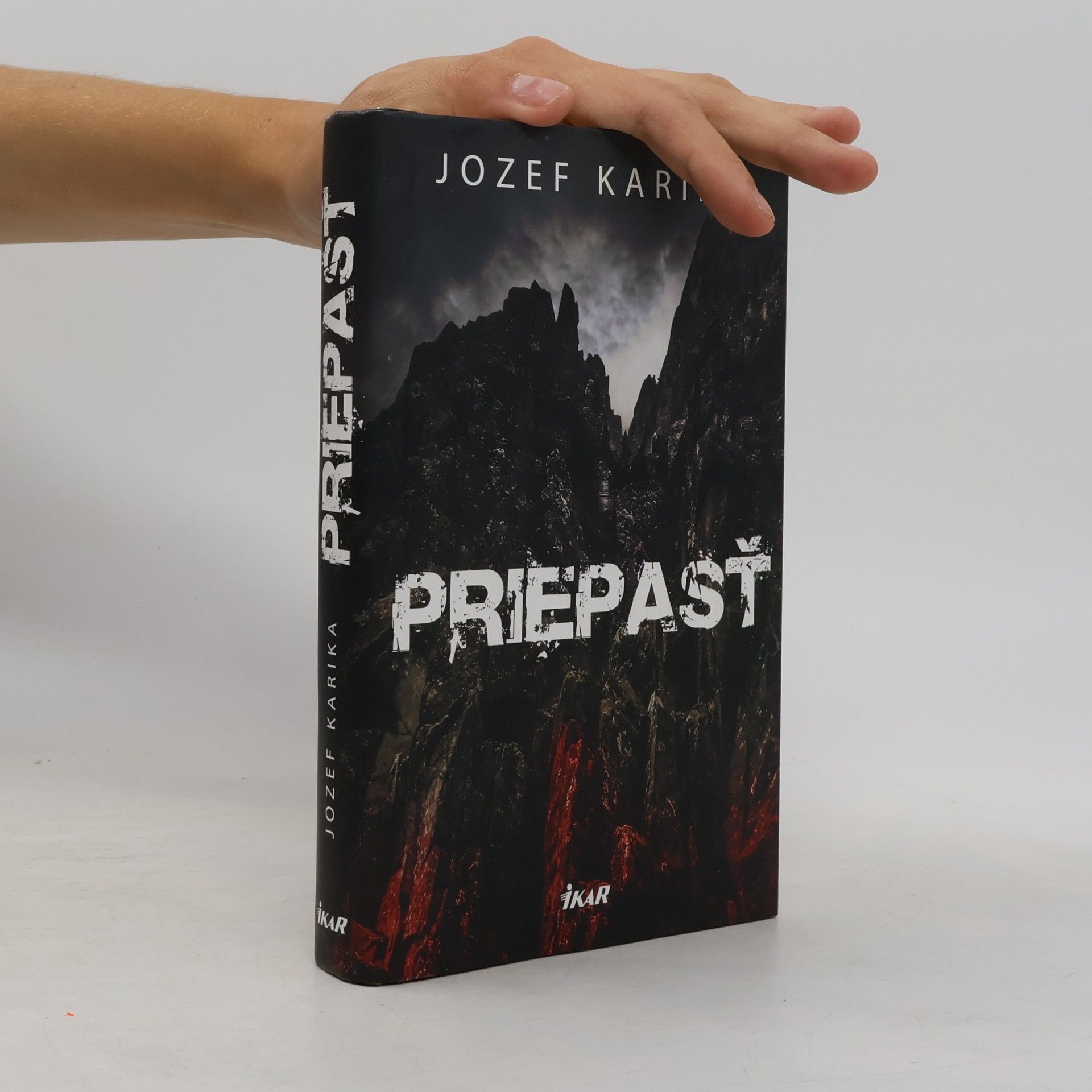 Jozef Karika Priepasť