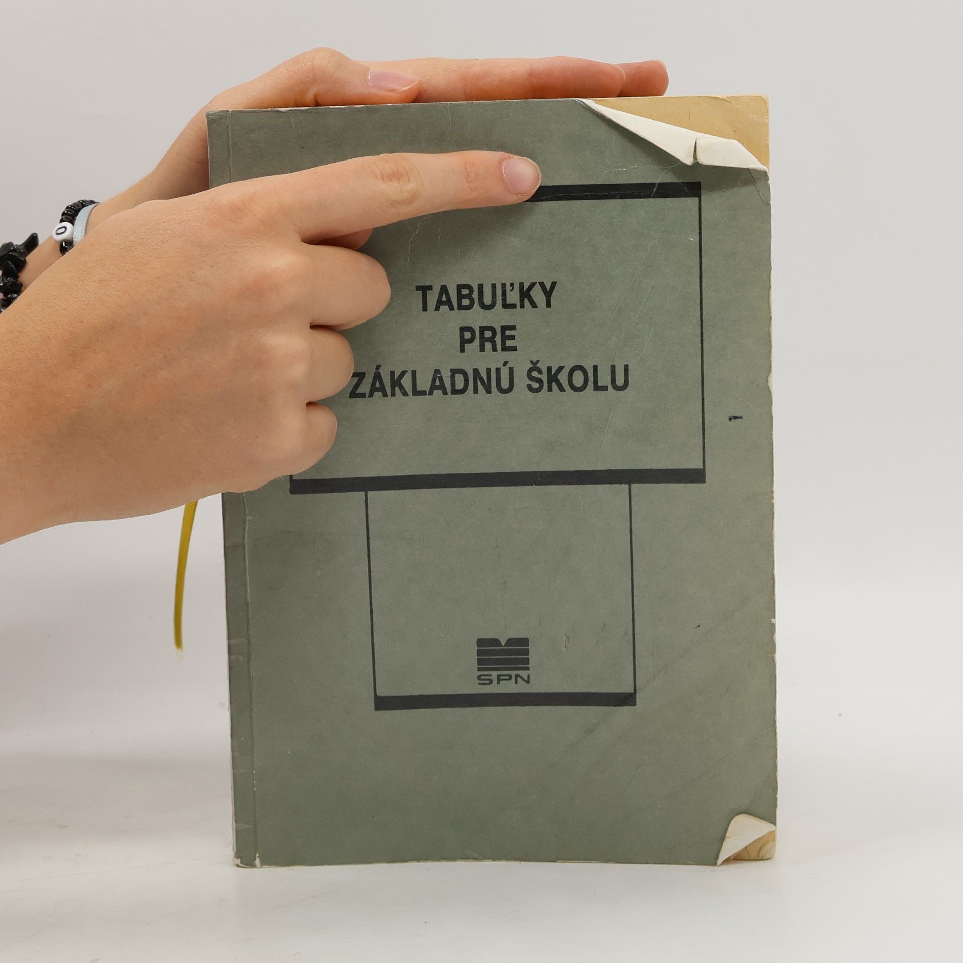 František Běloun Tabuľky pre základnú školu