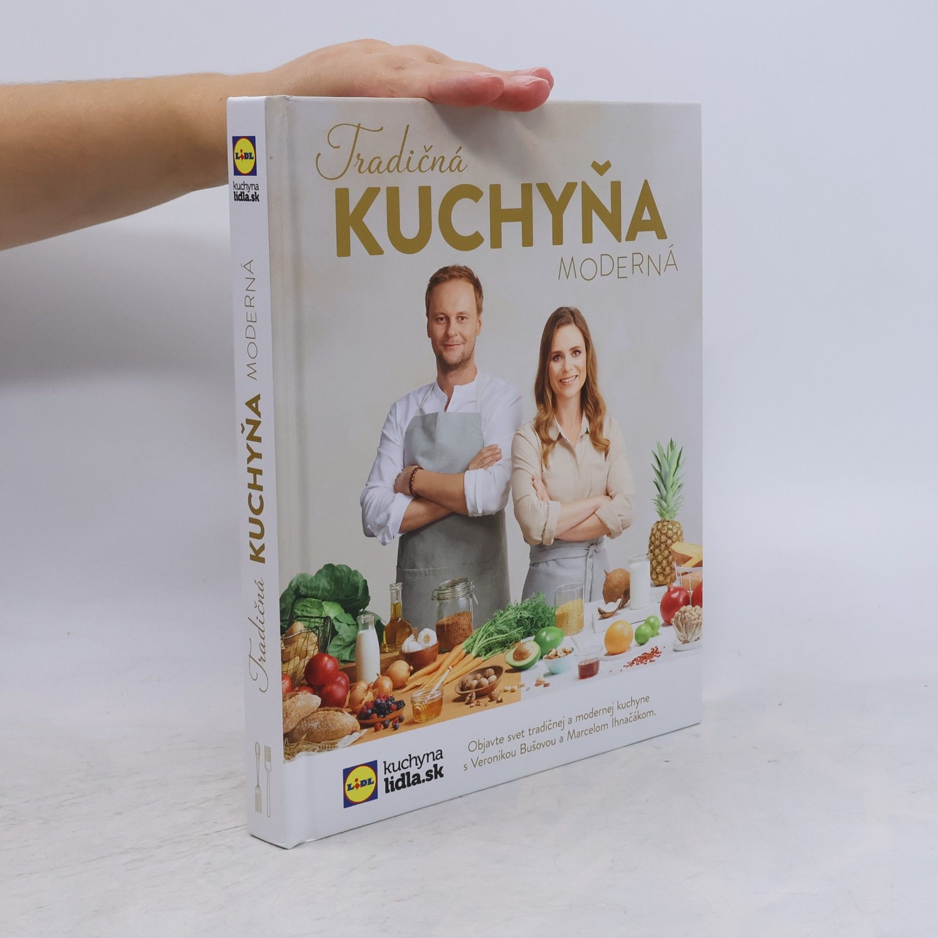 Veronika Bušová Tradičná kuchyňa moderná