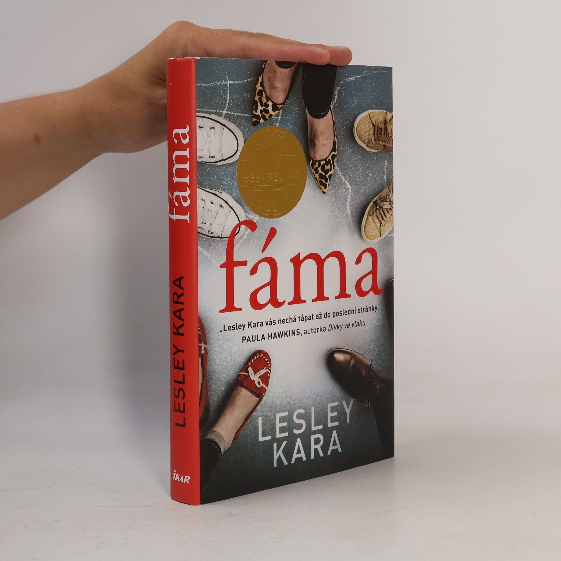 Lesley Kara Fáma