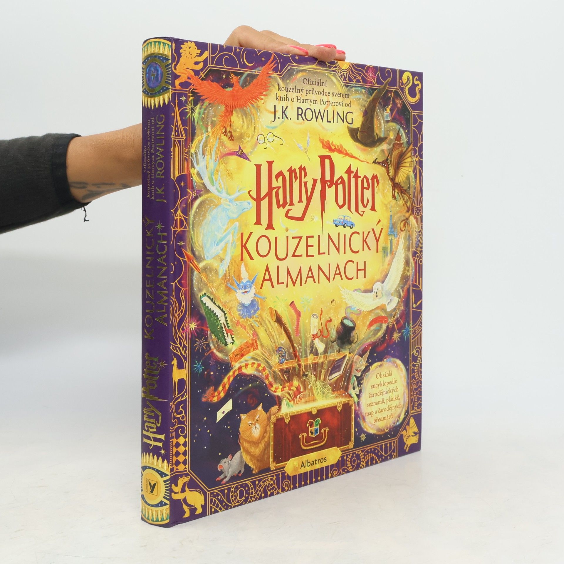 J. K. Rowling Harry Potter: Kouzelnický almanach
