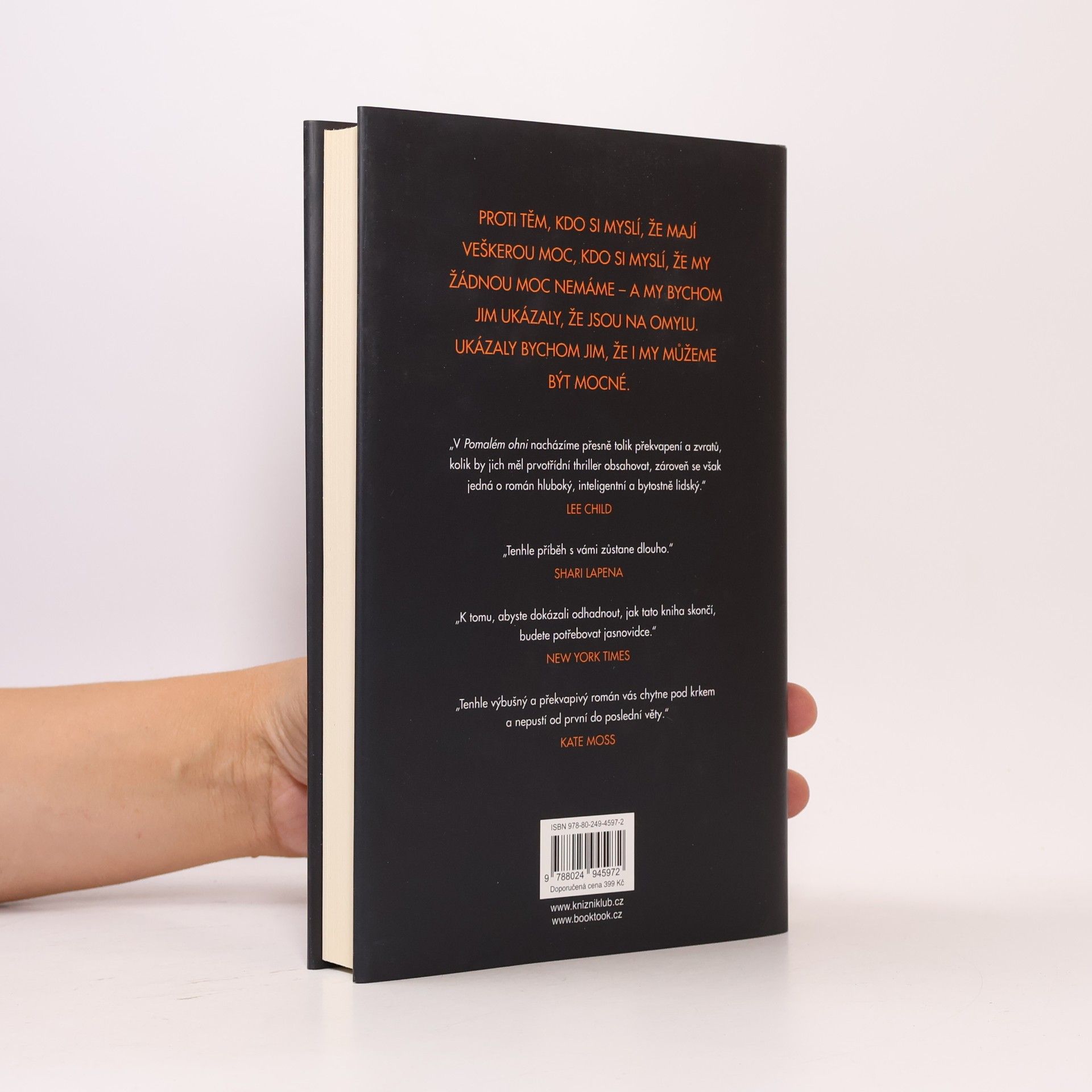 Paula Hawkins Pomalu hořící oheň