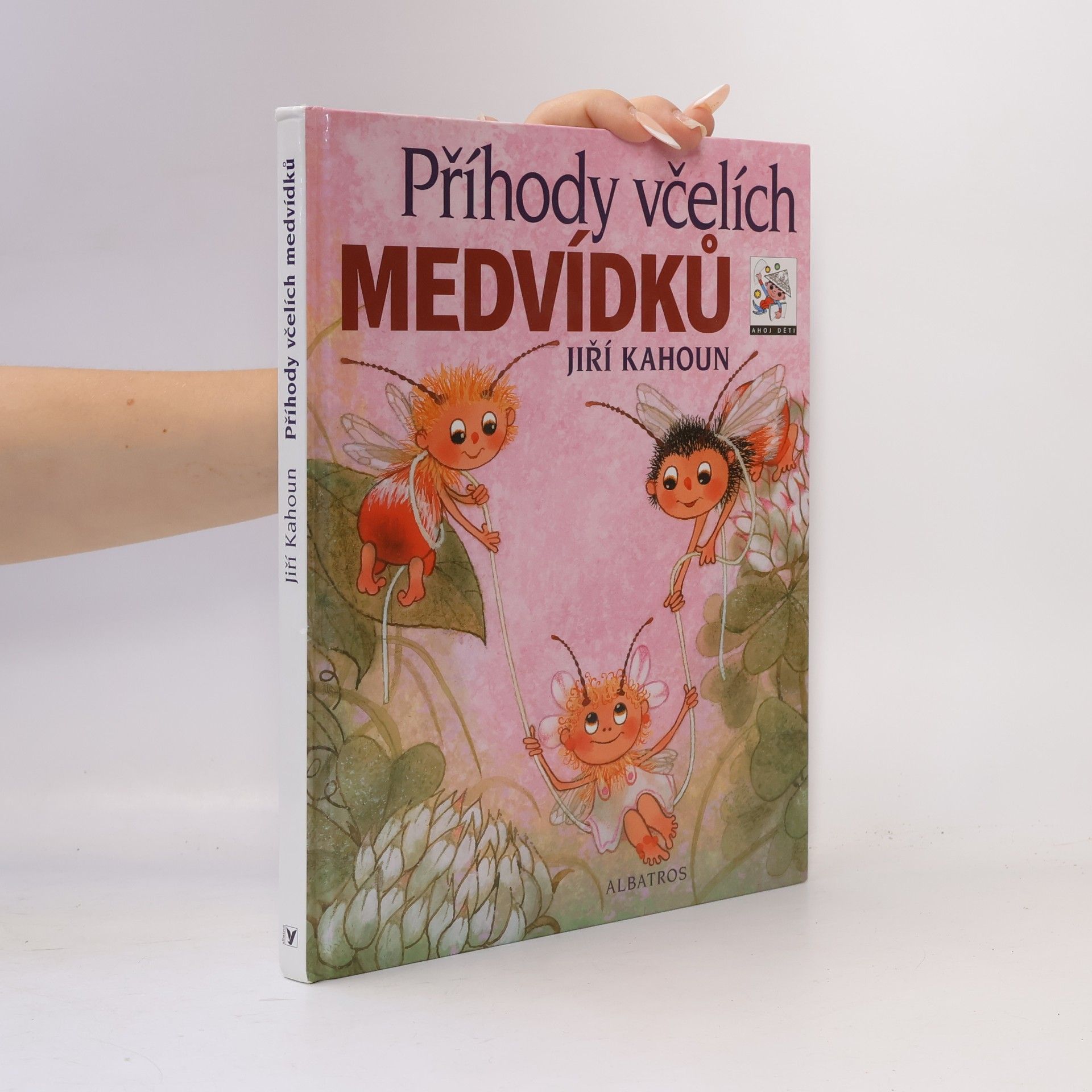 Příhody včelích medvídků
