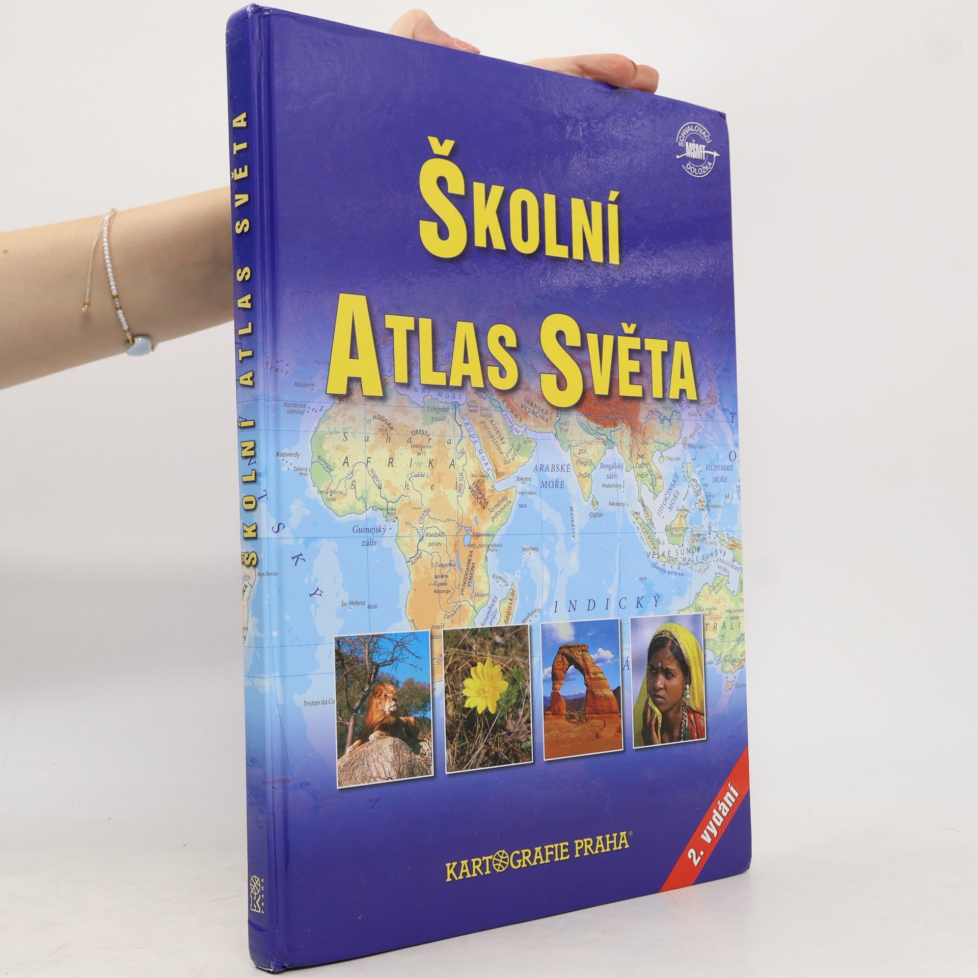 Kolektiv autorů Školní atlas světa