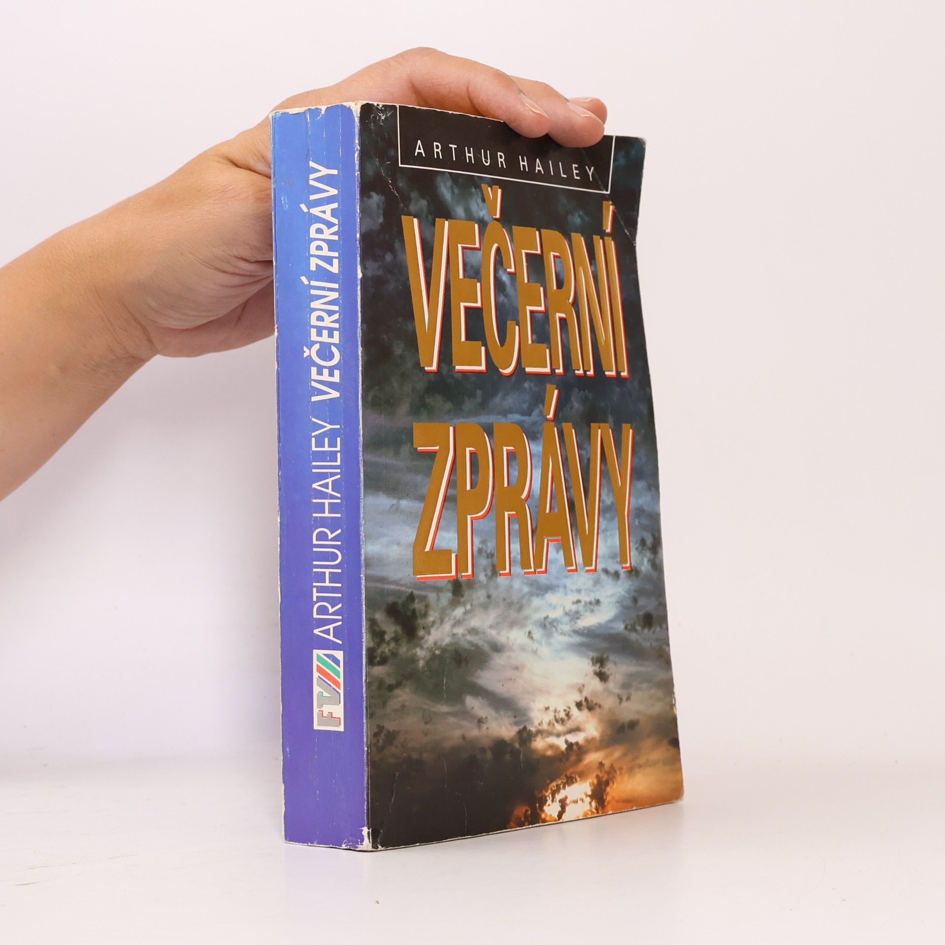 Arthur Hailey Večerní zprávy