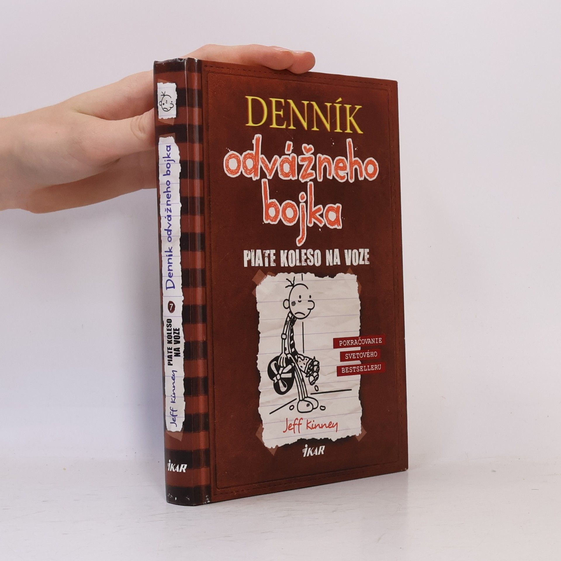 Jeff Kinney Denník odvážneho bojka 7. Piate koleso na voze