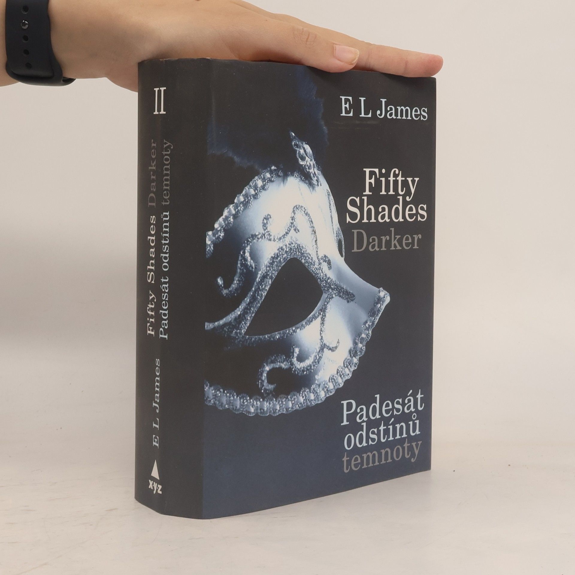 E L James Padesát odstínů temnoty