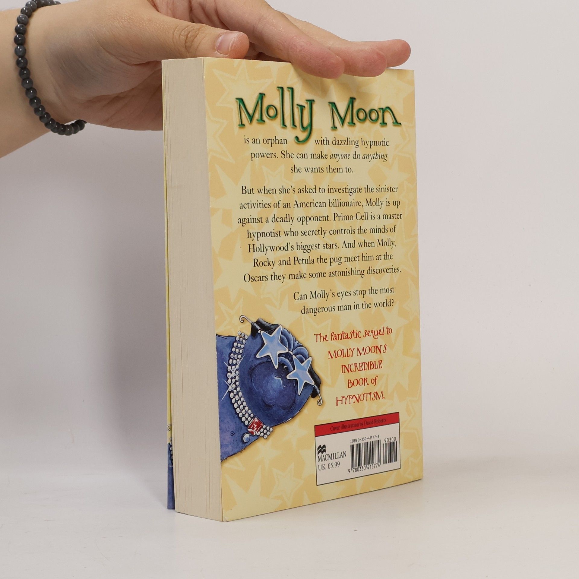 Georgia Byng Molly Moon Stops the World