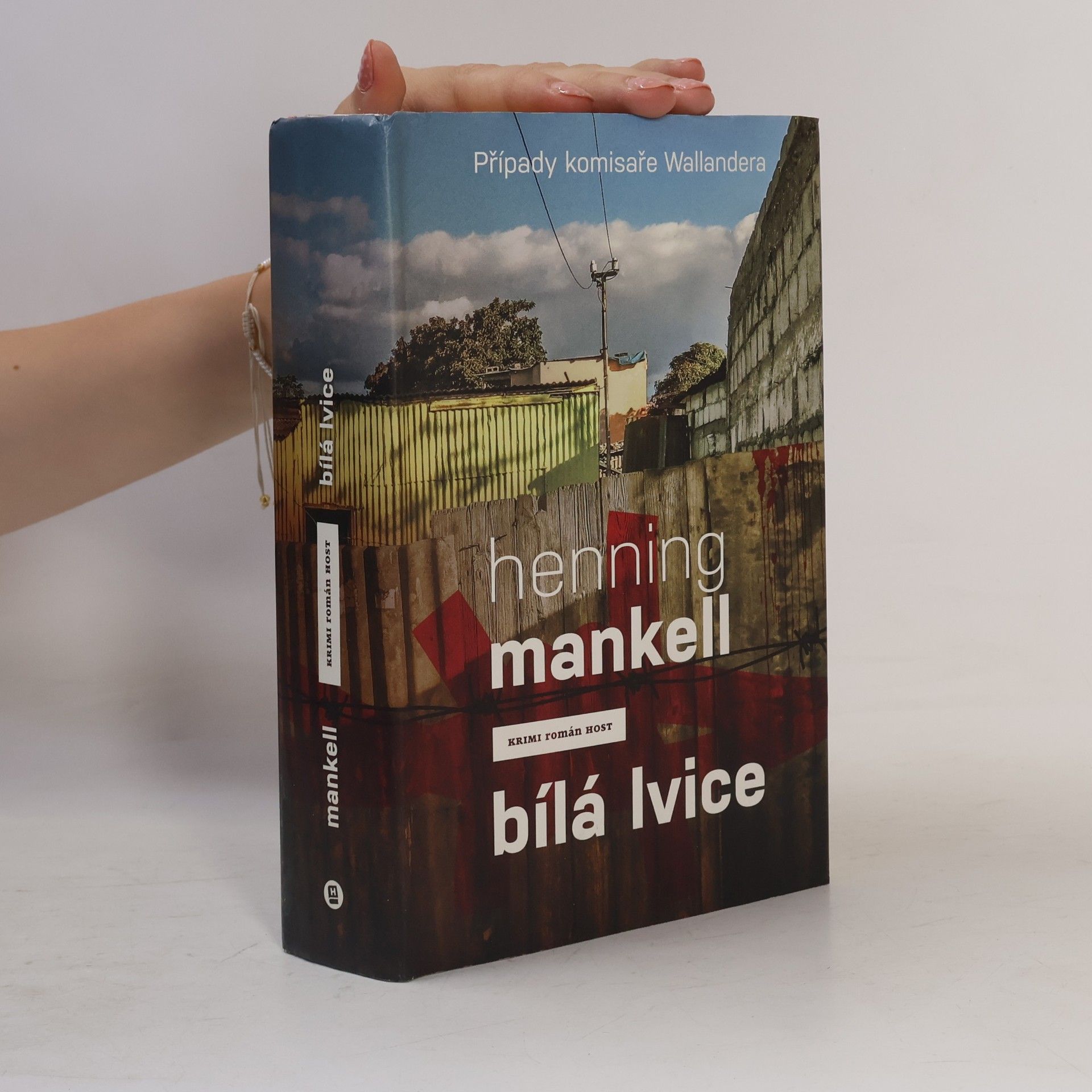 Henning Mankell Bílá lvice