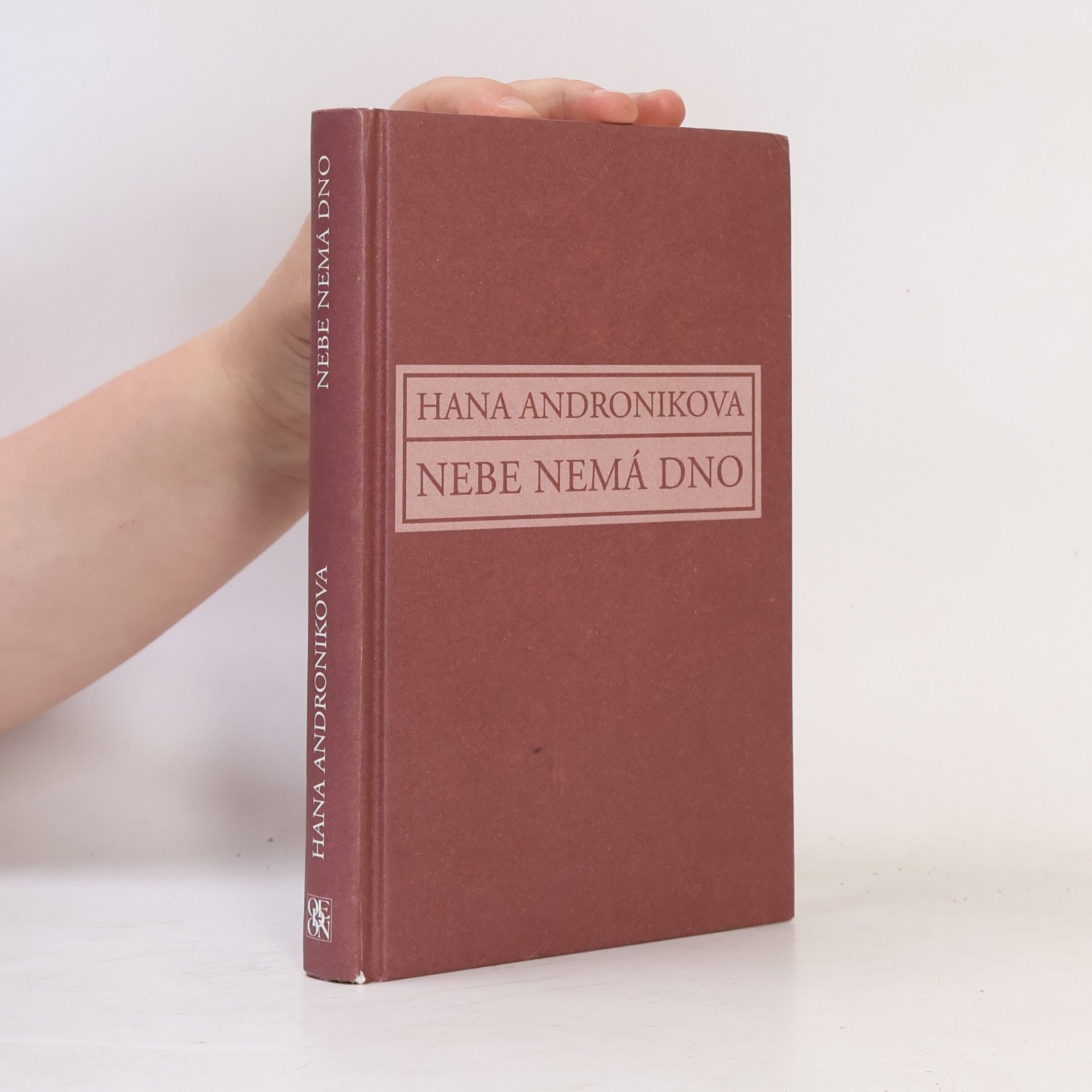 Hana Andronikova Nebe nemá dno