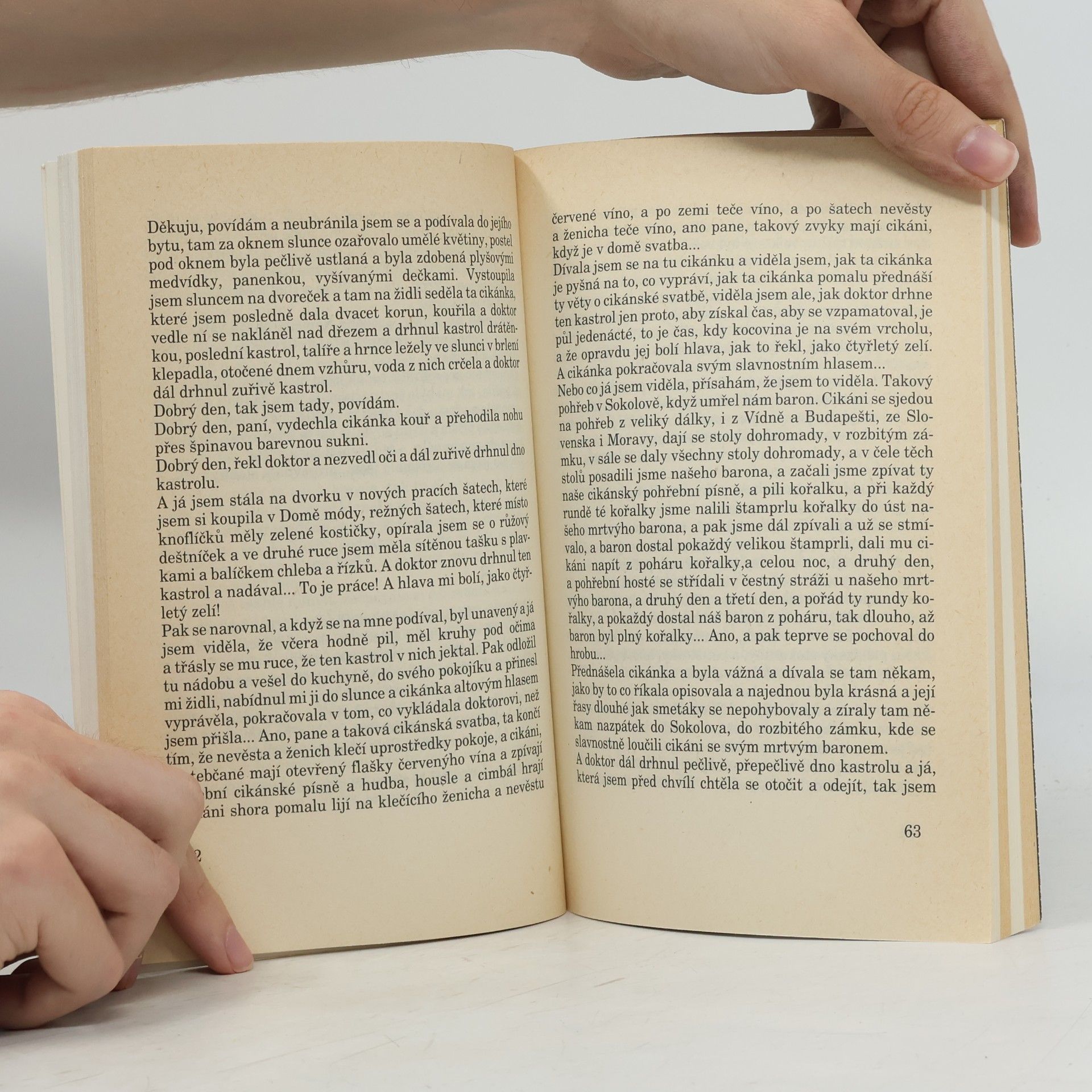 Bohumil Hrabal Svatby v domě. Dívčí románek. 1. díl trilogie