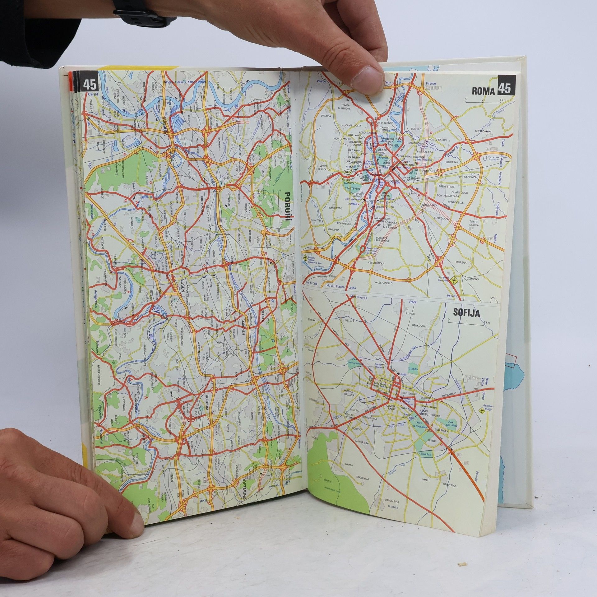 Petr Hloušek Evropa : autoatlas