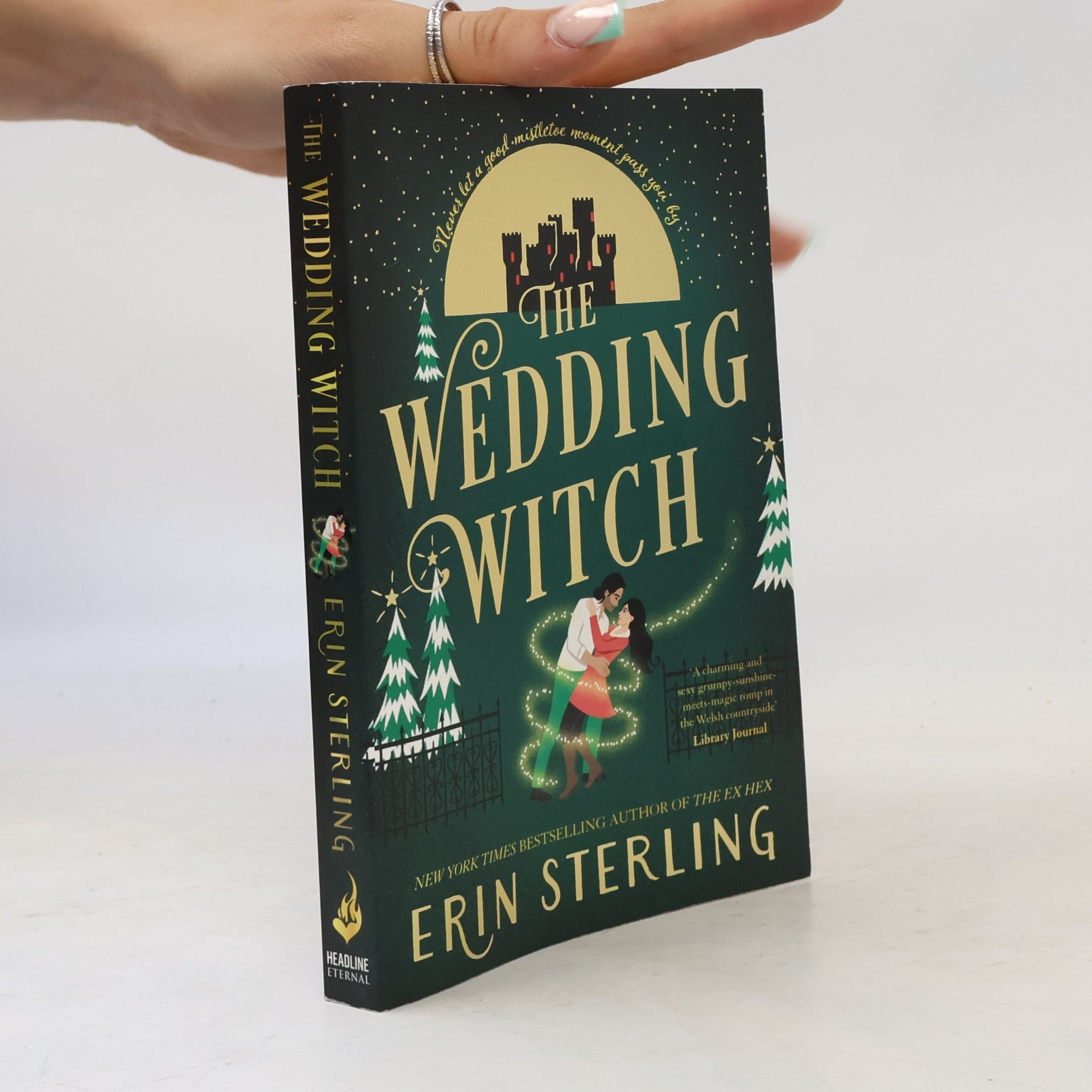 Rachel Hawkins The Wedding Witch