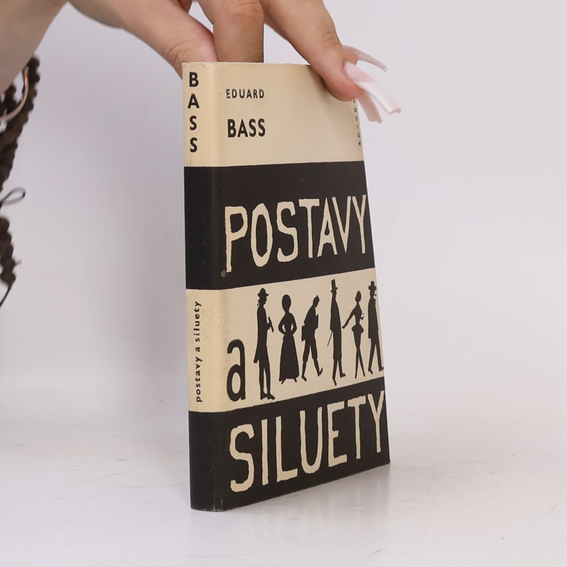 Postavy a siluety
