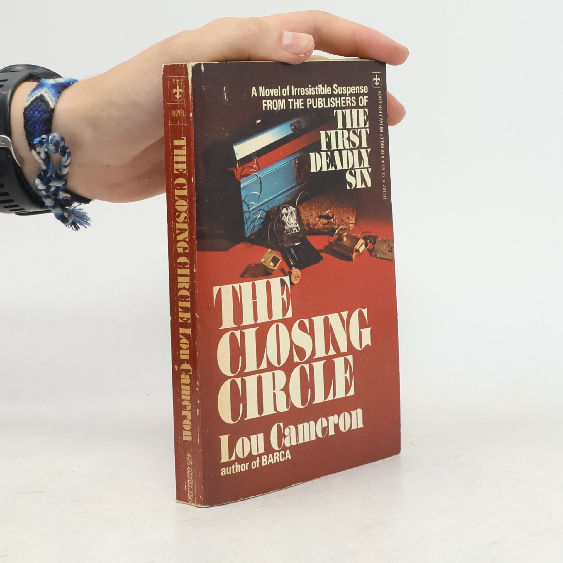 Lou Cameron The Closing Circle