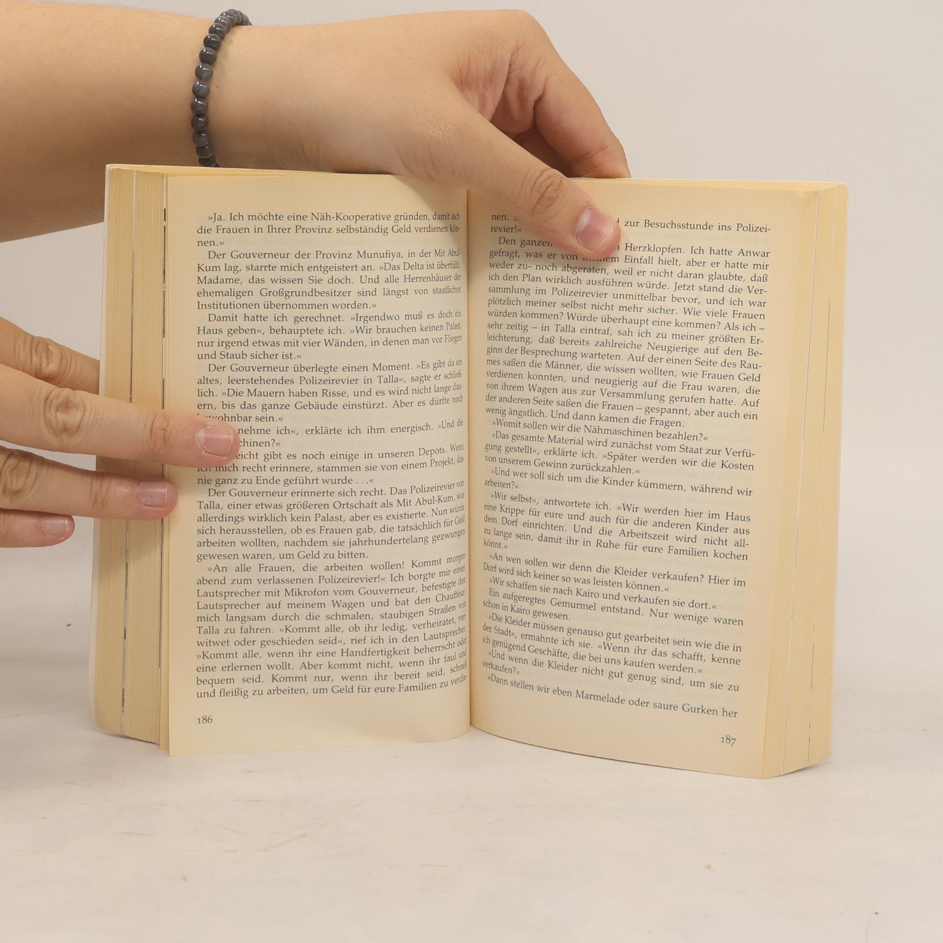 Jehan Sadat Ich bin eine Frau aus Ägypten : die Autobiographie einer aussergewöhnlichen Frau unserer Zeit