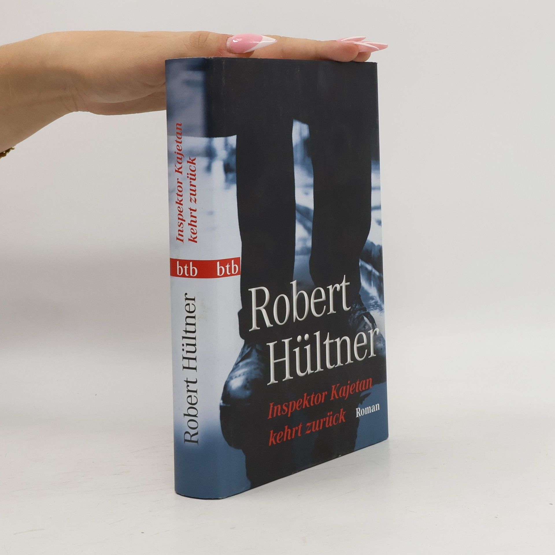 Robert Hültner Inspektor Kajetan kehrt zurück