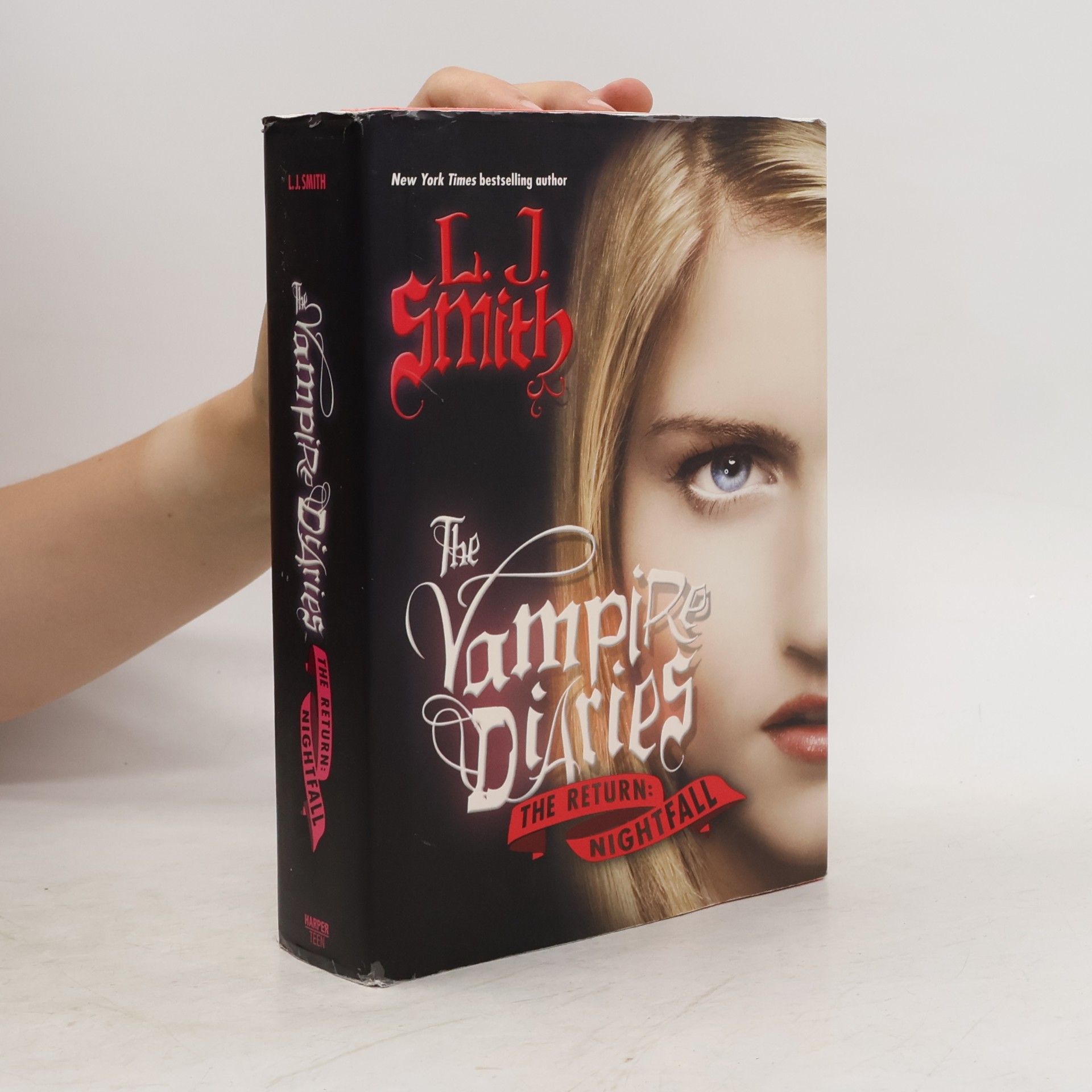 L. J. Smithová  The Vampire Diaries: The Return: Nightfall