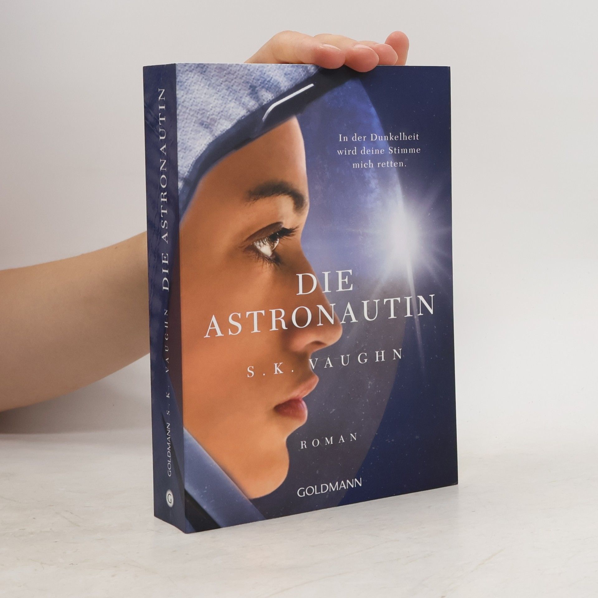 Shane Kuhn Die Astronautin