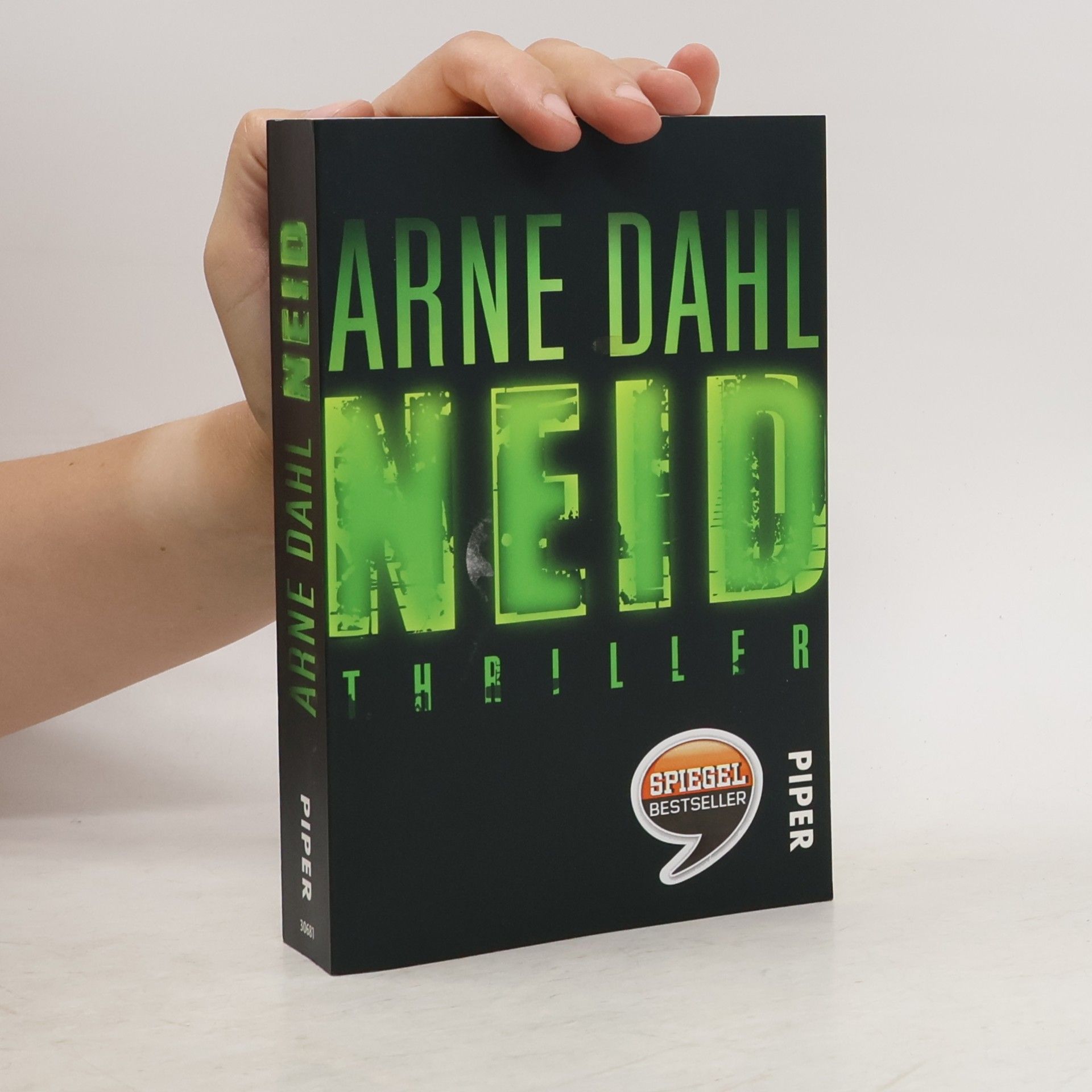 Arne Dahl Neid