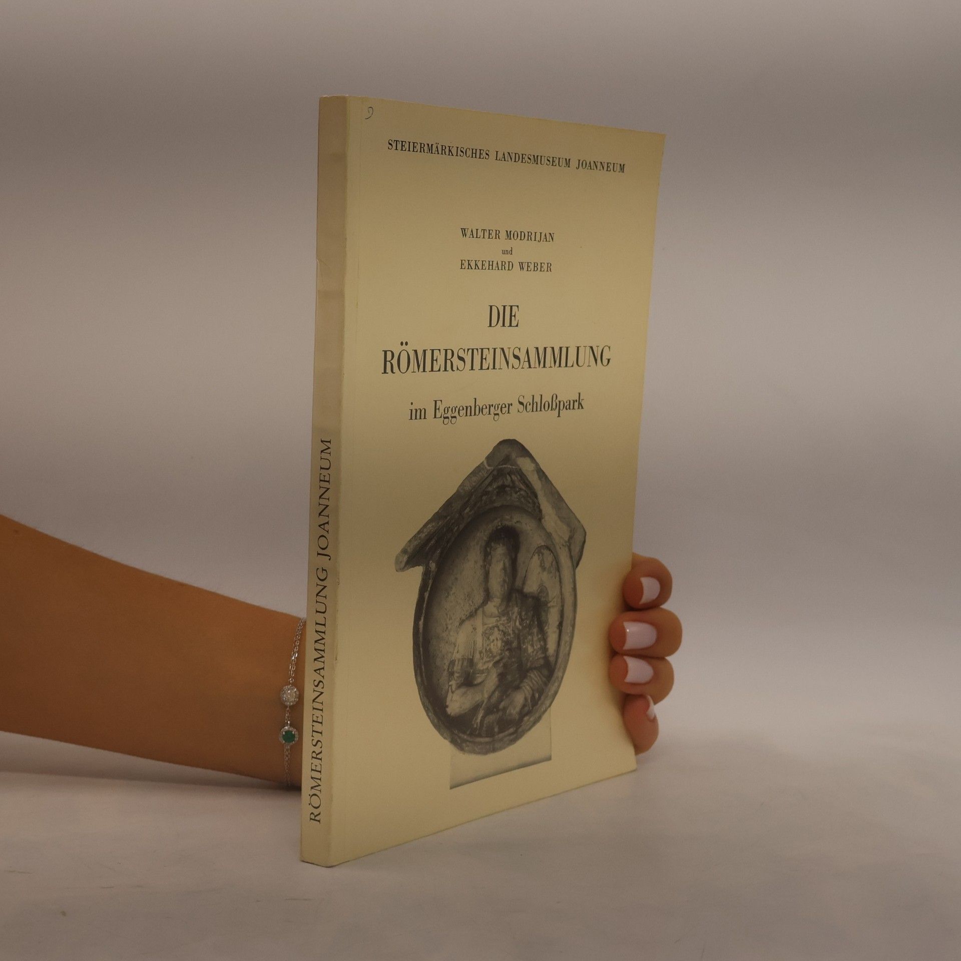 kolektiv Die Römersteinsammlung im Eggenberger Schoßpark