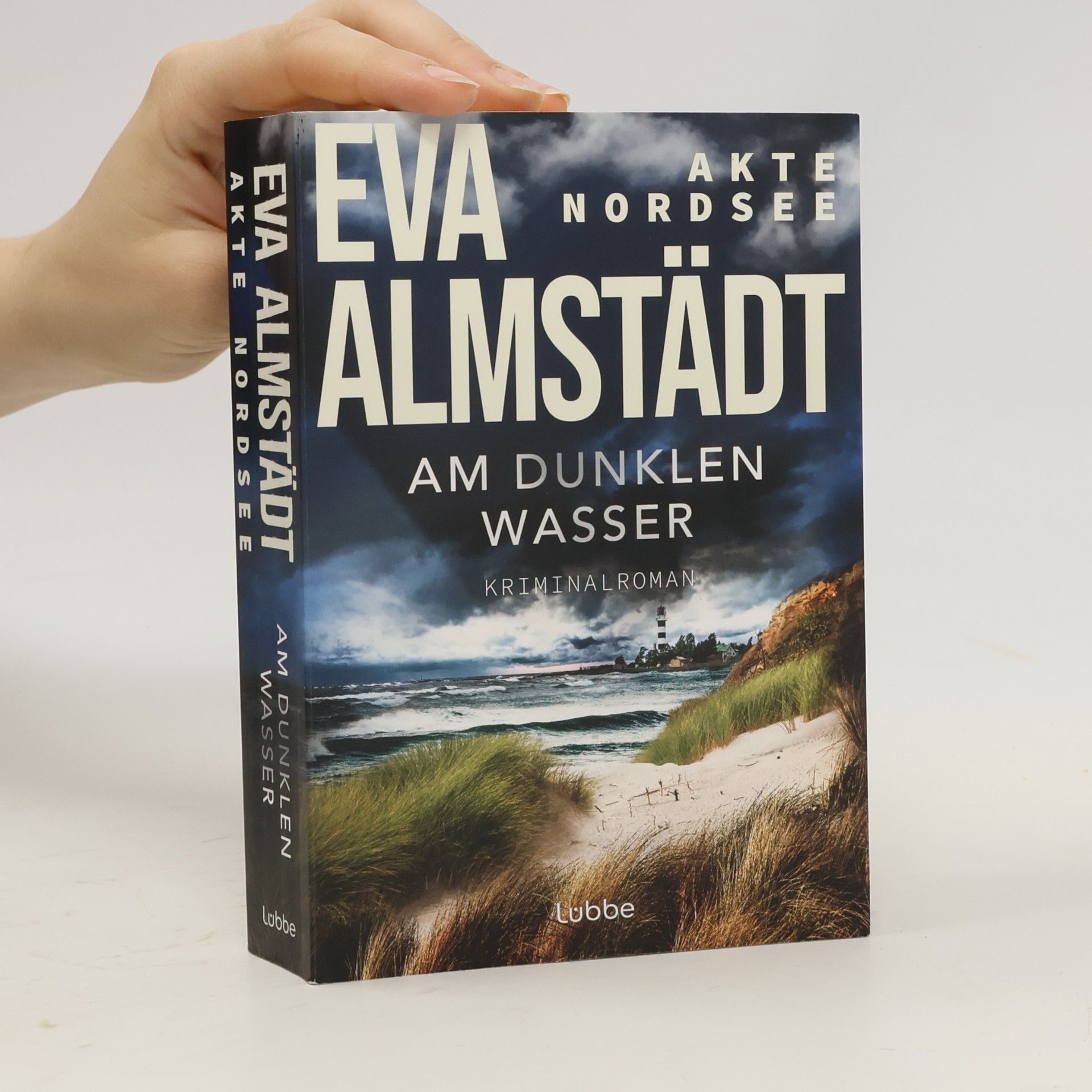 Eva Almstädt Akte Nordsee - am dunklen Wasser