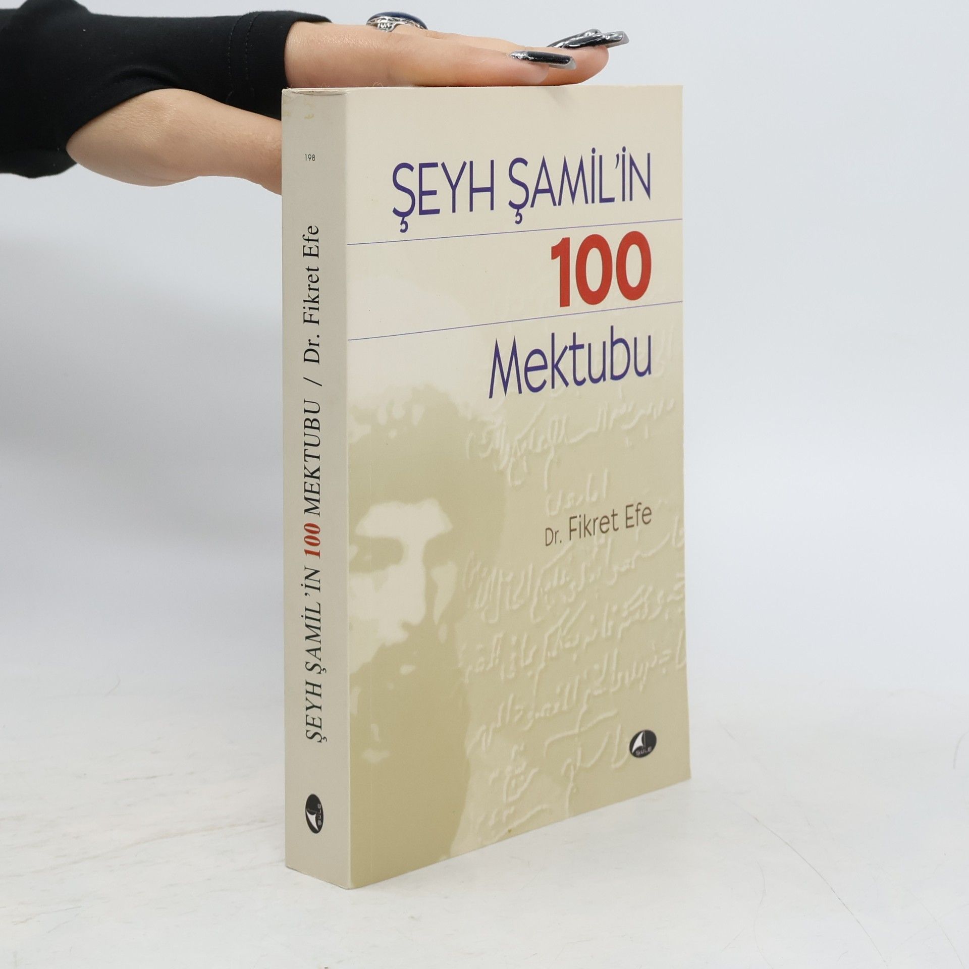 Dr. Fikret Efe Şeyh Şamil'in 100 mektubu