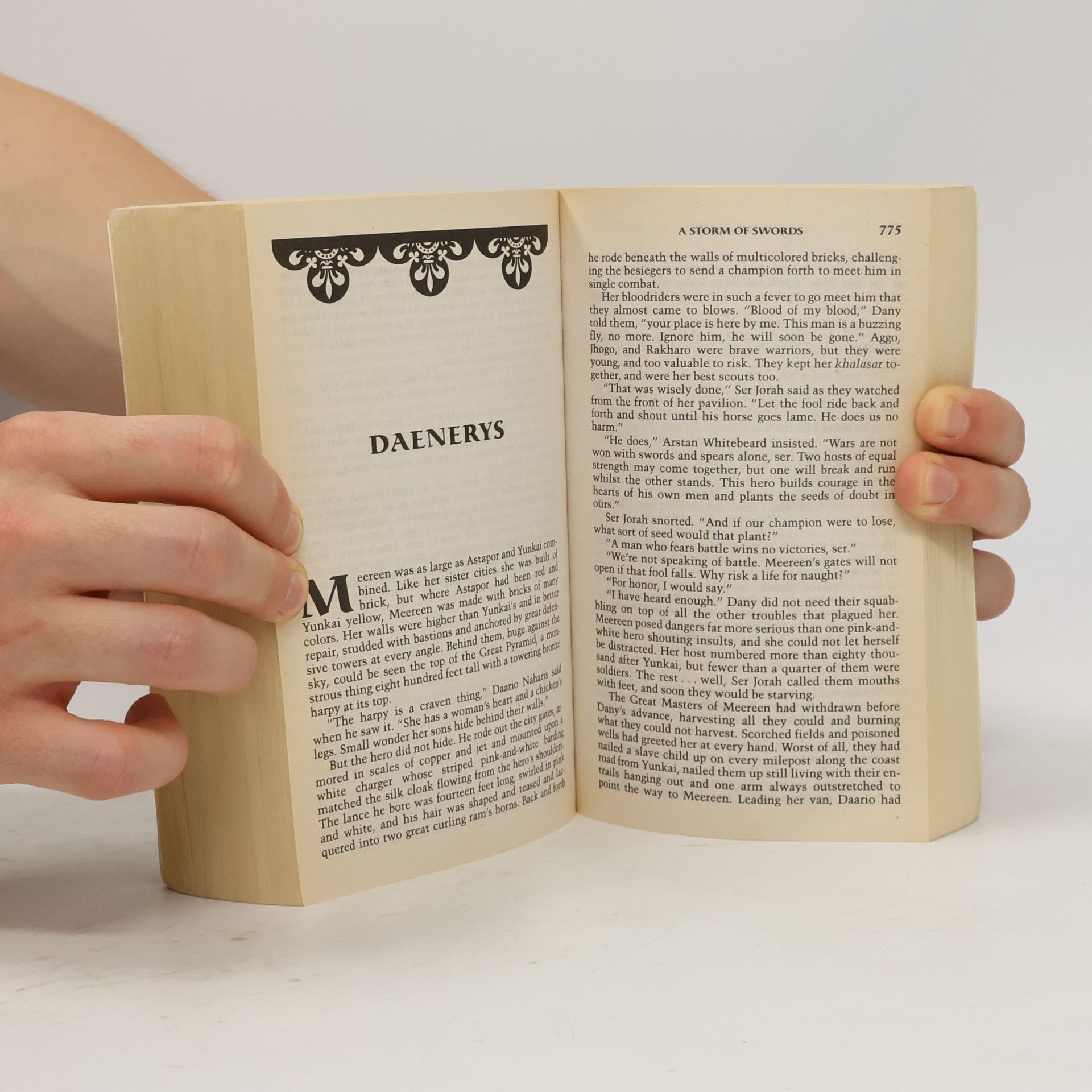 George R. R. Martin A Storm of Swords