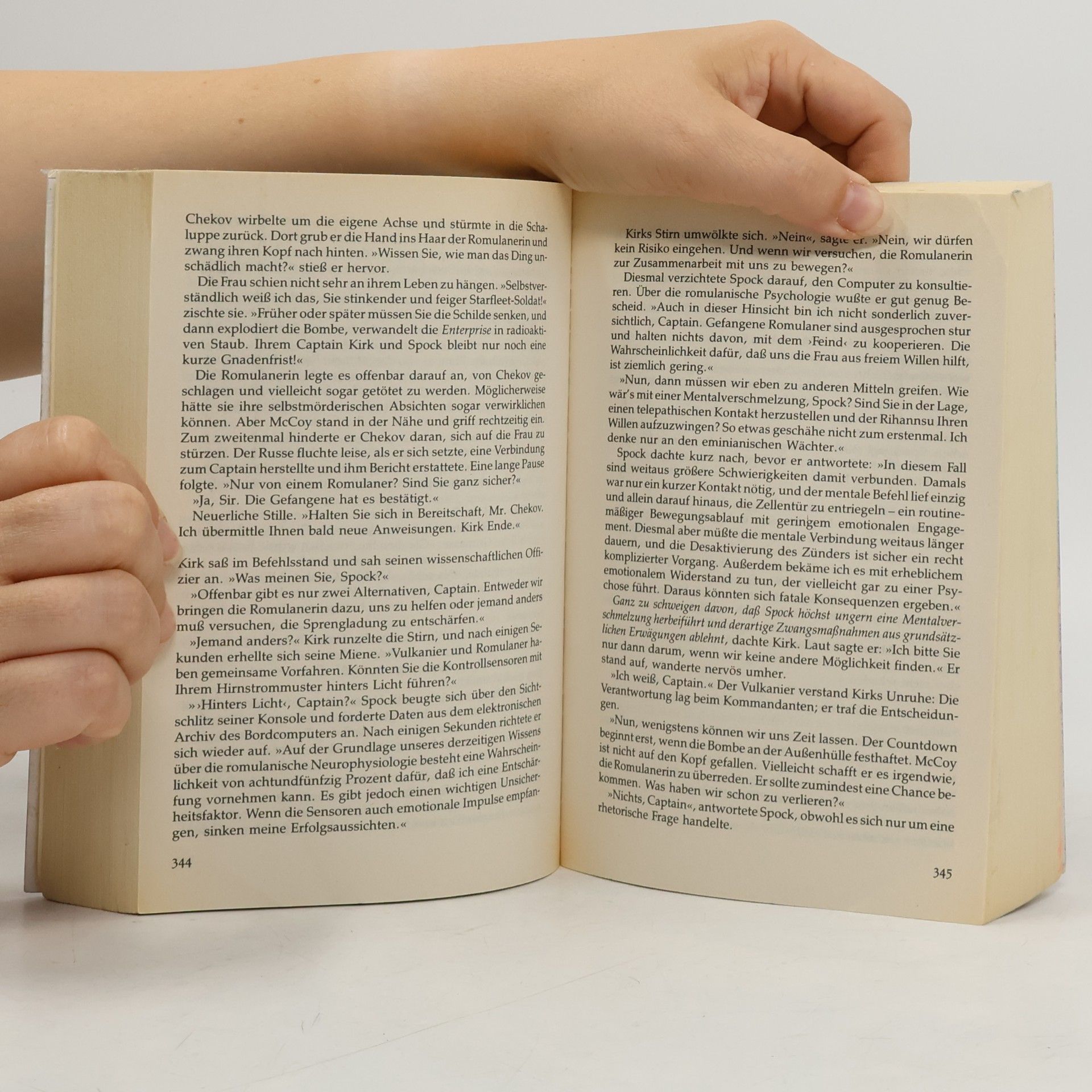 Barbara Hambly Star Trek, Die Abenteuer des Raumschiffs Enterprise. Ishmael; Das Faustpfand der Klingonen; Krise auf Centaurus. Drei Romane in e. Band