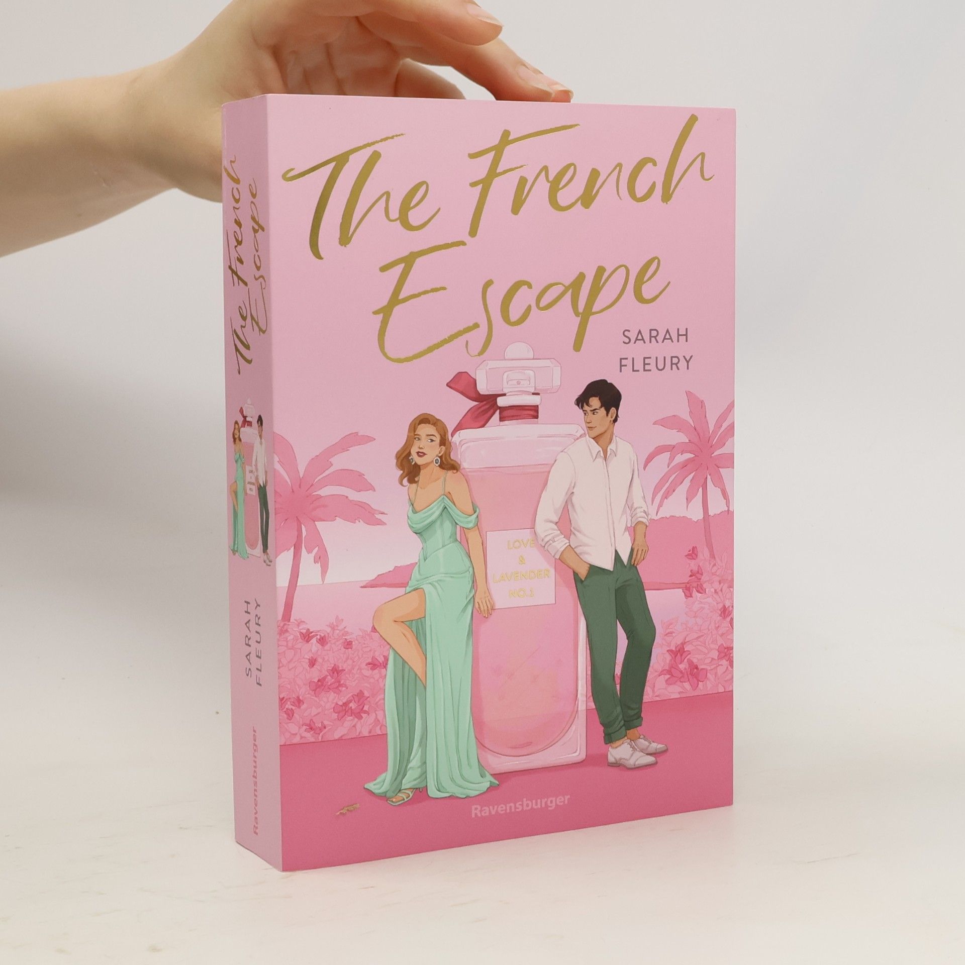 Sarah Fleury Love & Lavender - 1: The French Escape