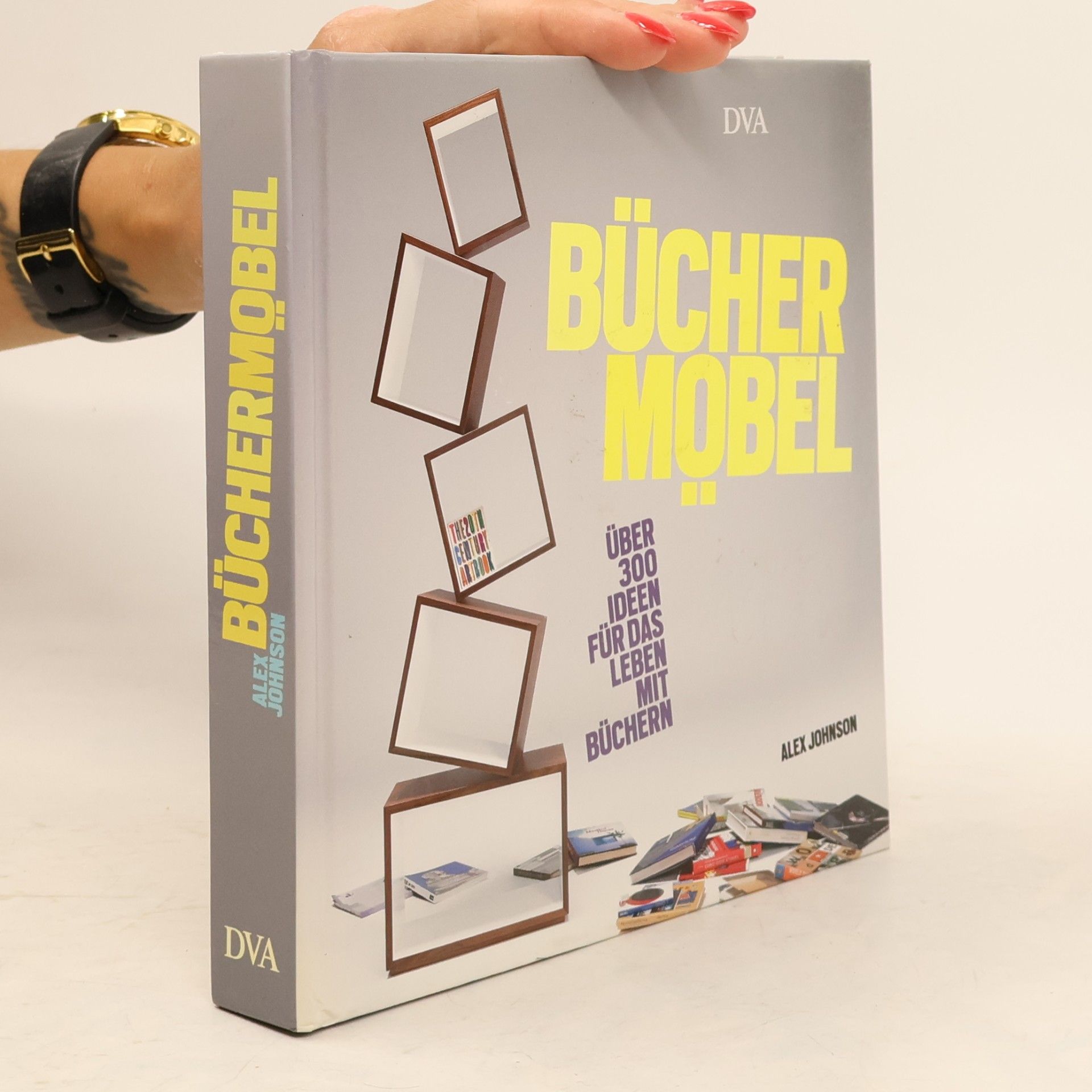 Alex Johnson Bücher-Möbel