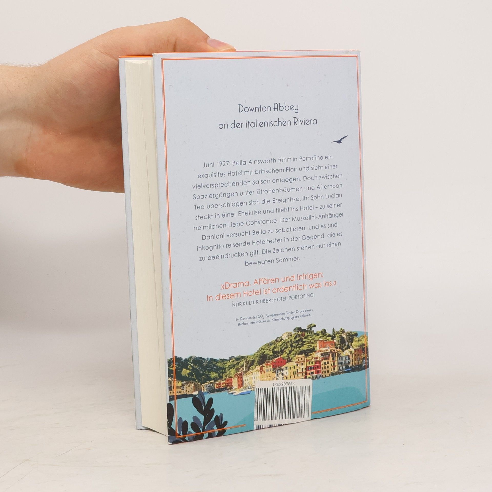 Tom Connell Sommer im Hotel Portofino