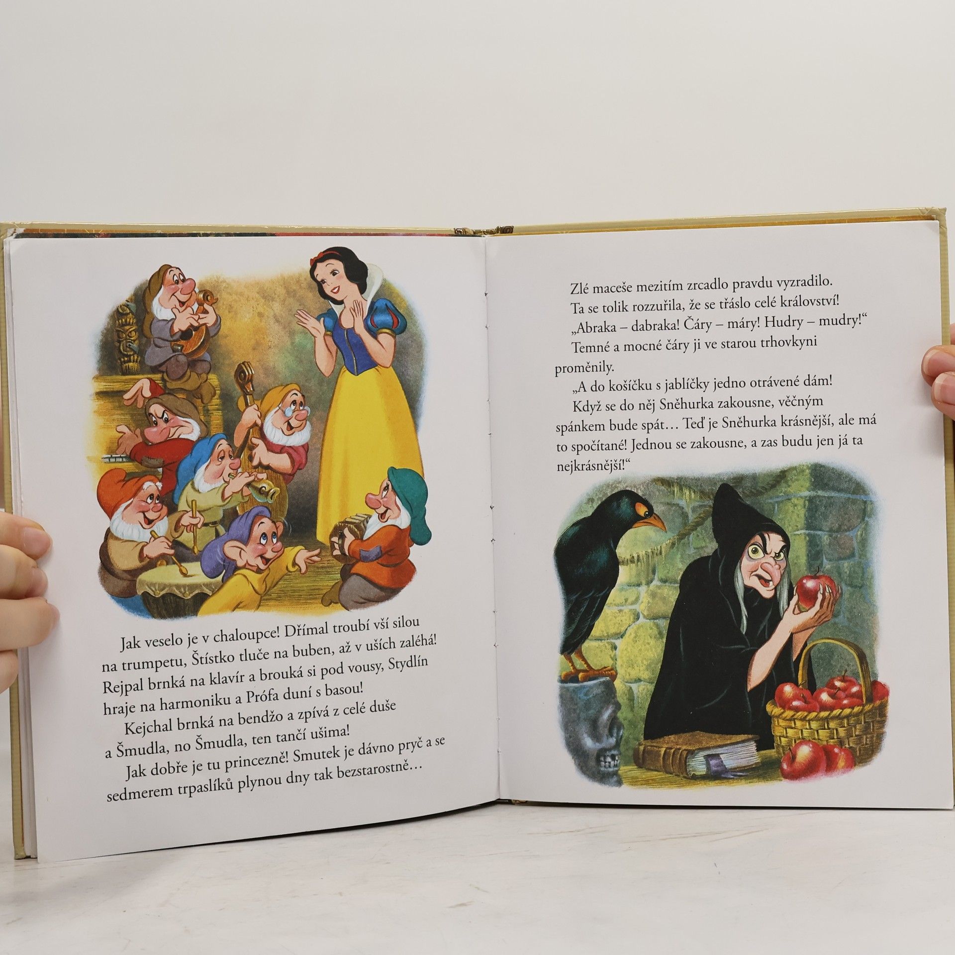 Walt Disney Zlatá sbírka pohádek 2. Sněhurka a sedm trpaslíků