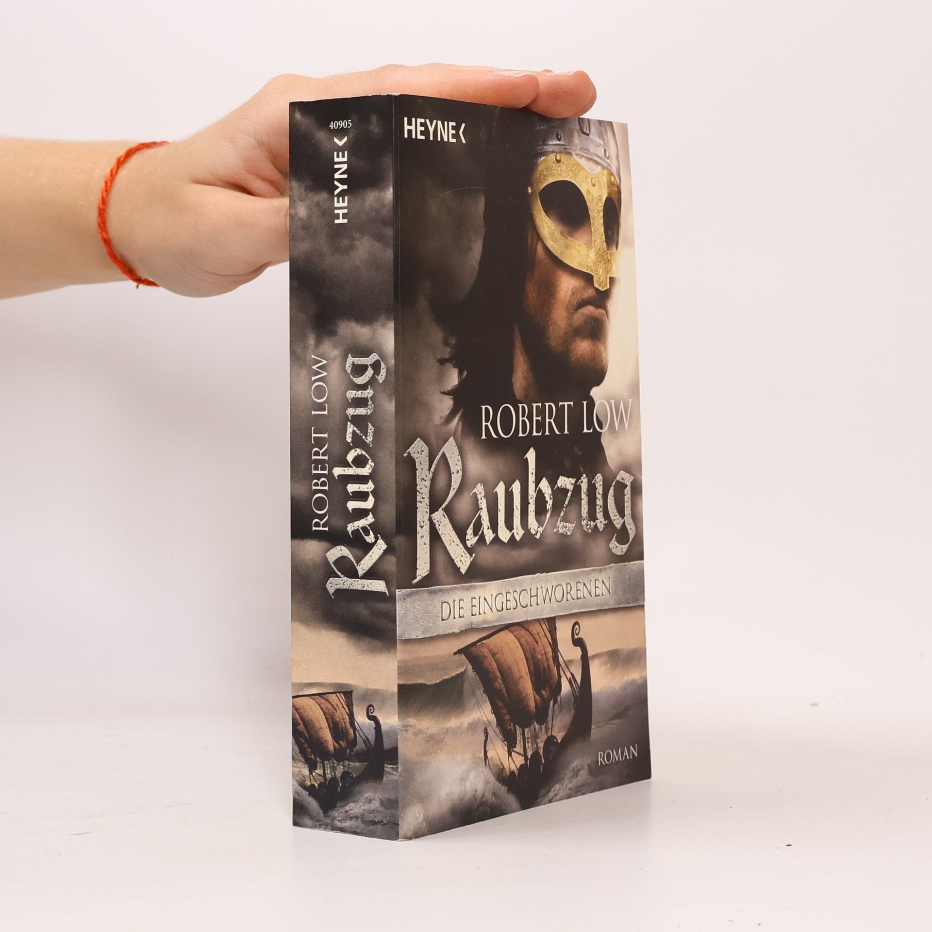 Robert Low Raubzug : Die Eingeschworenen
