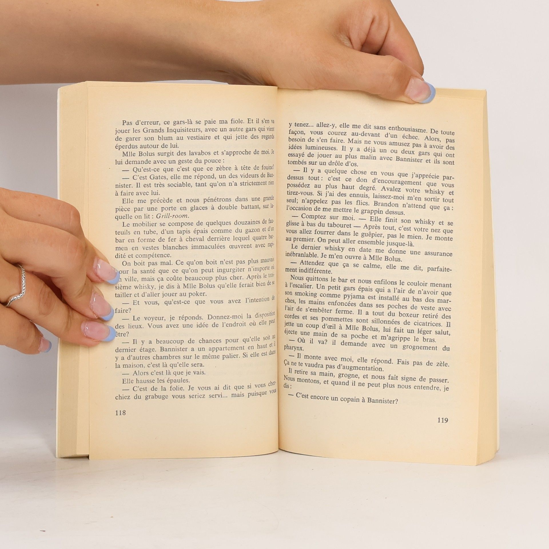 James Hadley Chase Carré noir - 32: Tu seras tout seul dans ton cercueil