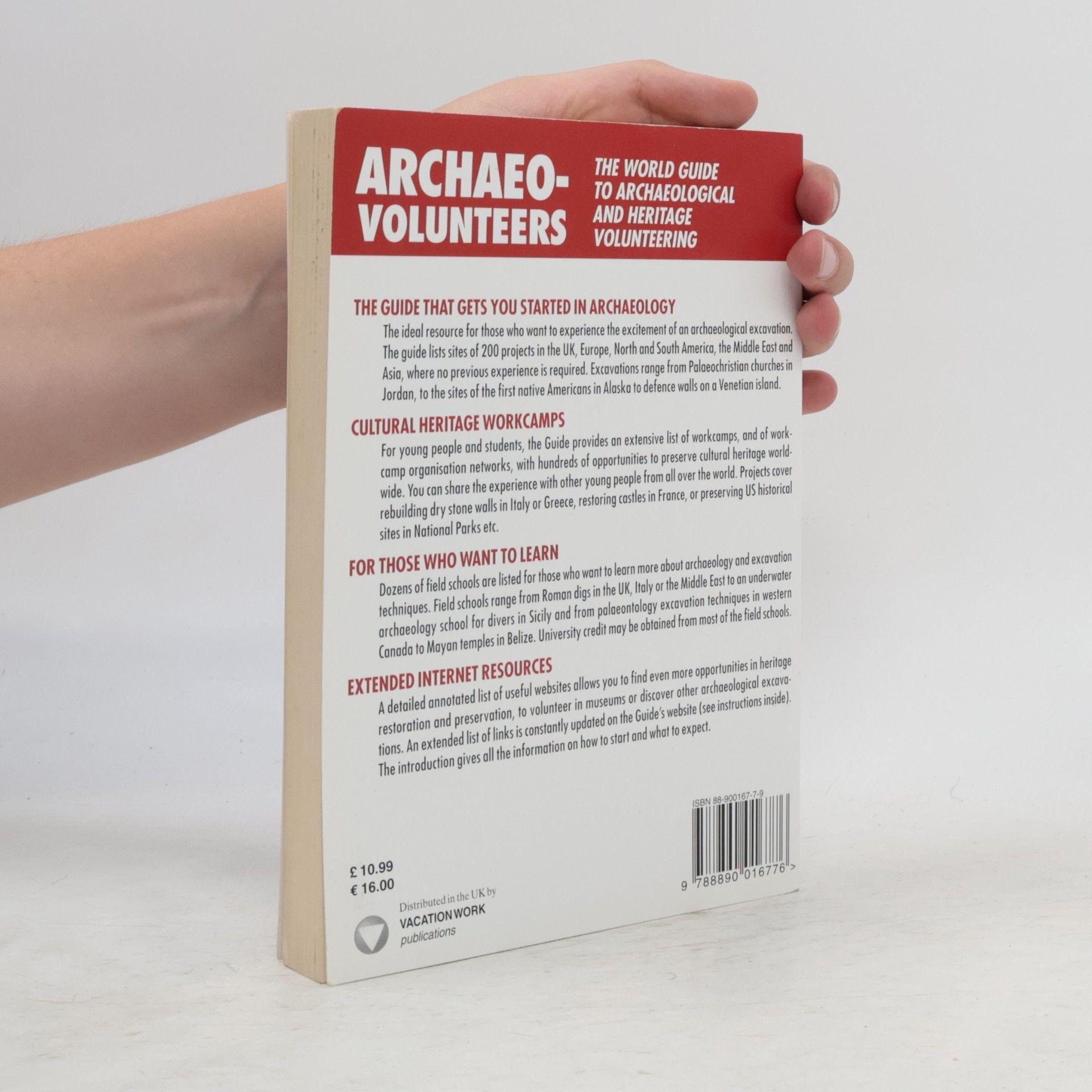 Erin McCloskey Archaeo-Volunteers