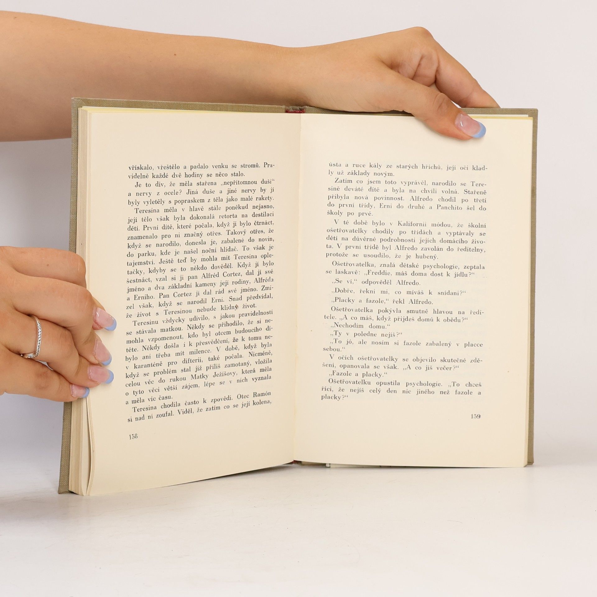 John Steinbeck Slunce a víno chudých
