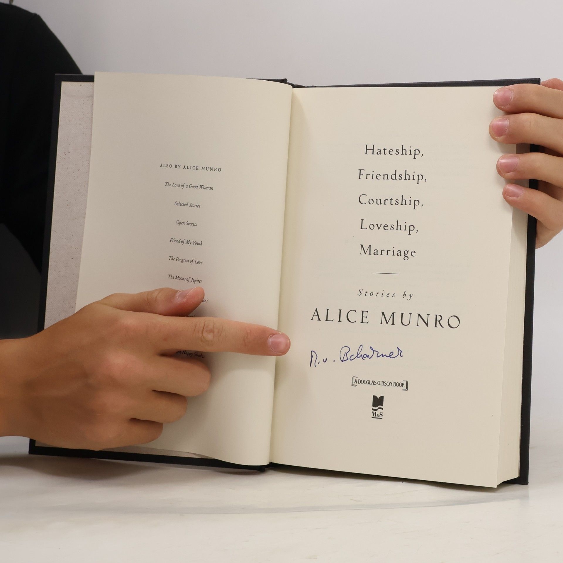 Alice Munro Hateship, Friendship, Courtship, Loveship, Marriage