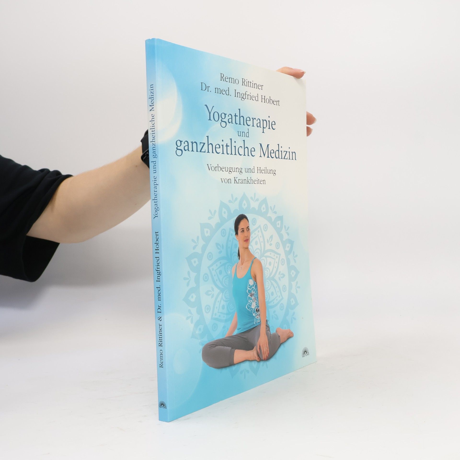 Yogatherapie und ganzheitliche Medizin