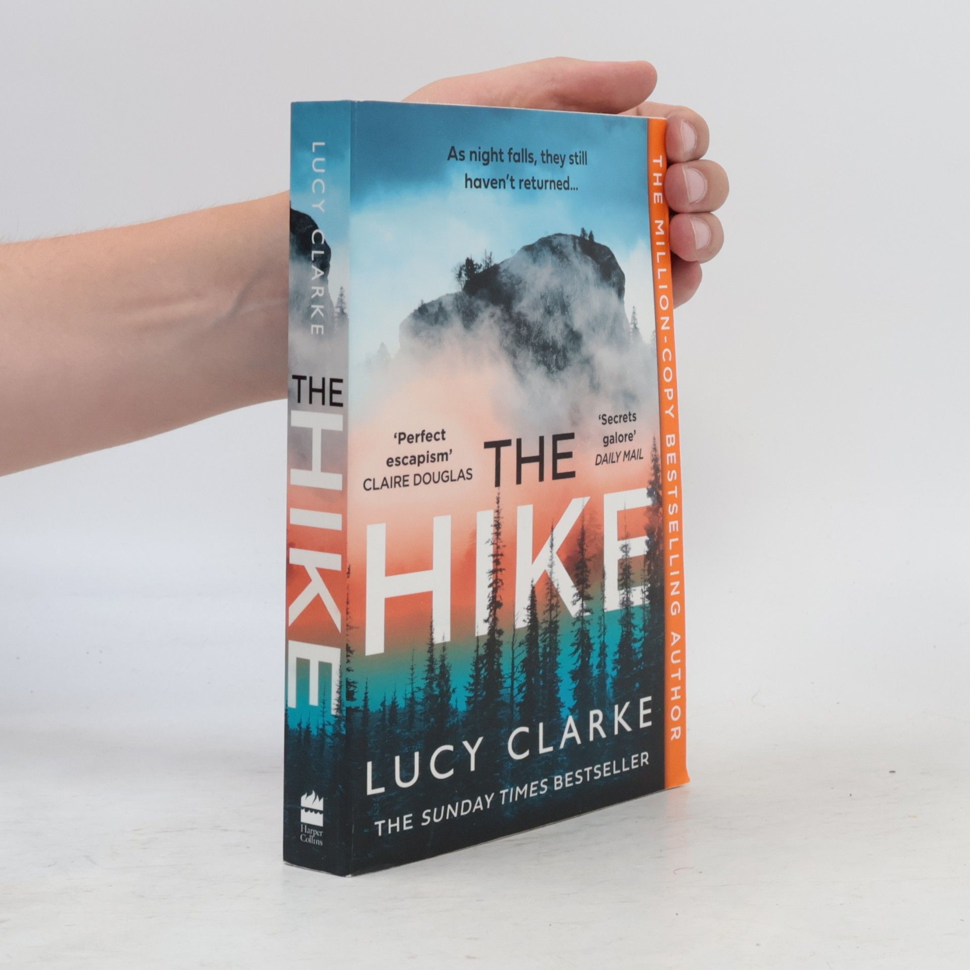 Lucy Clarke The hike