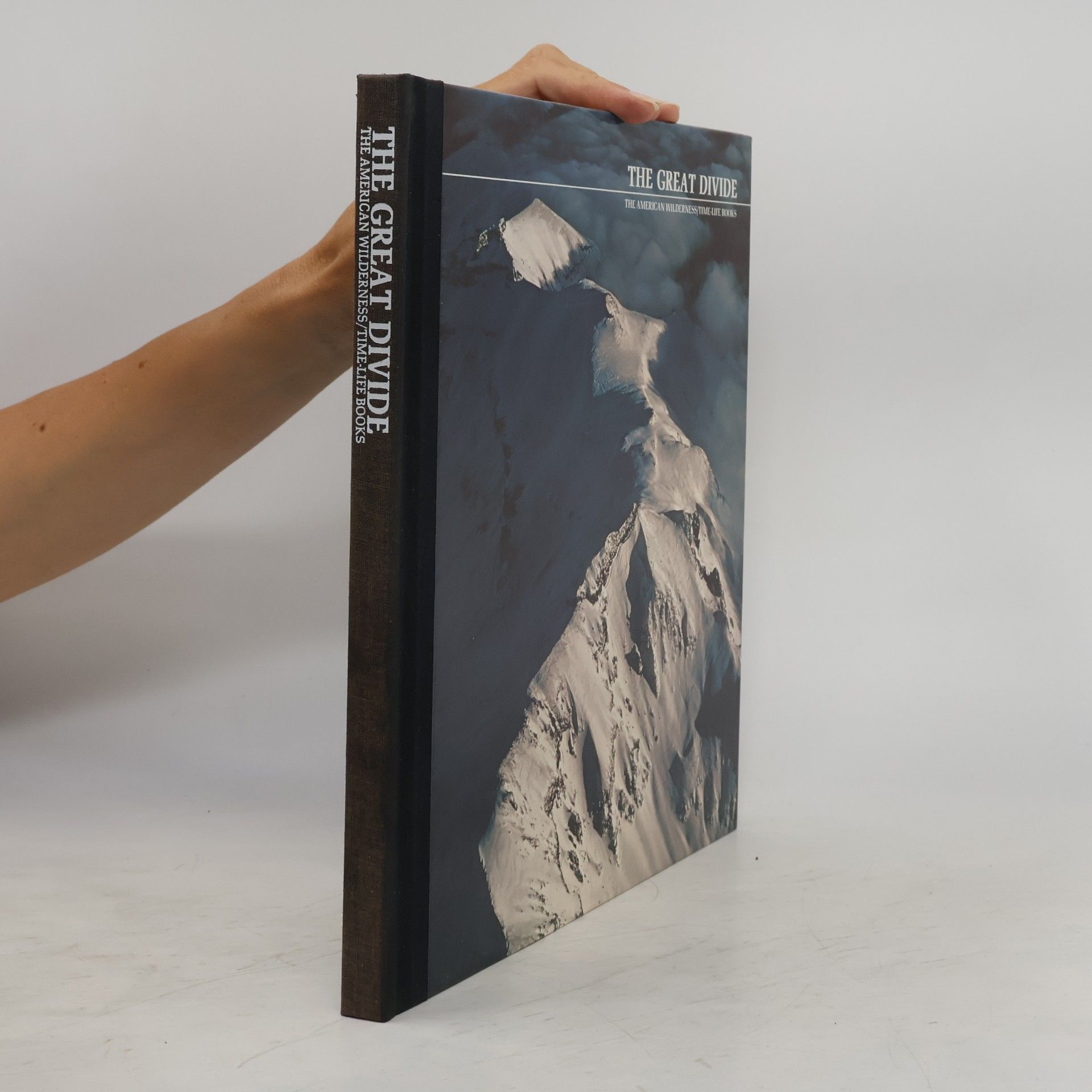 Bryce Walker The Great Divide
