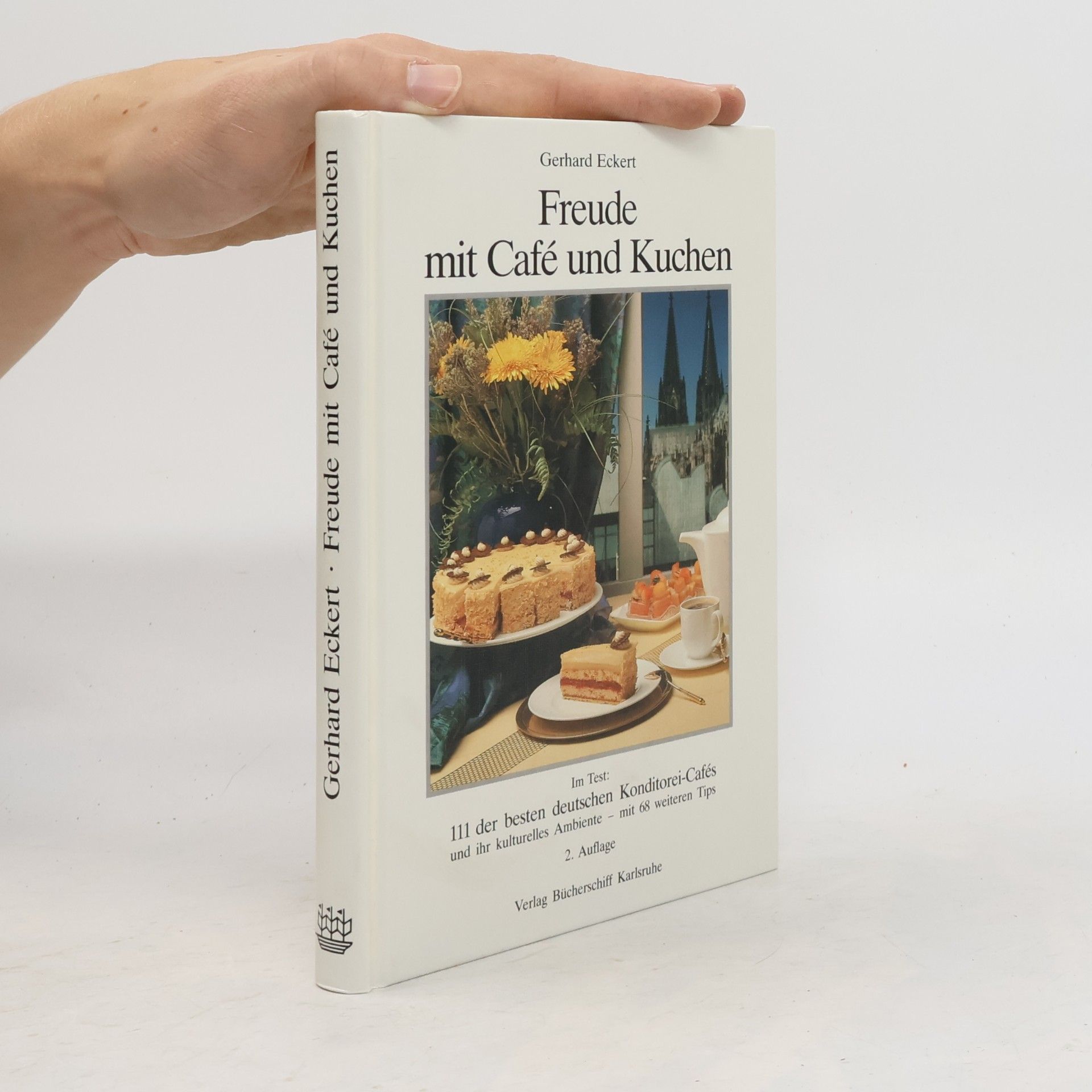 Gerhard Eckert Freude mit Café und Kuchen