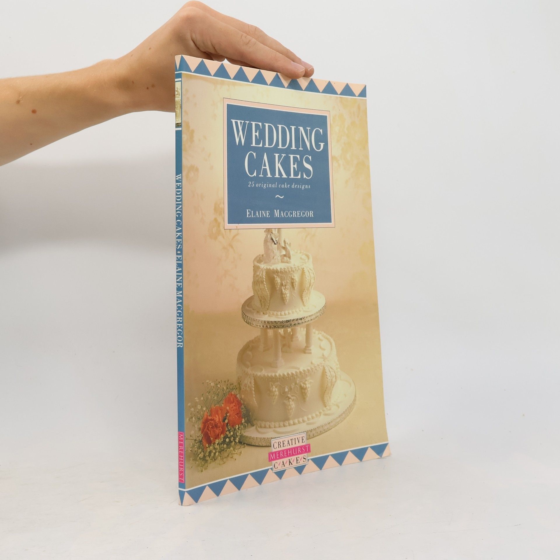 Elaine MacGregor Wedding Cakes