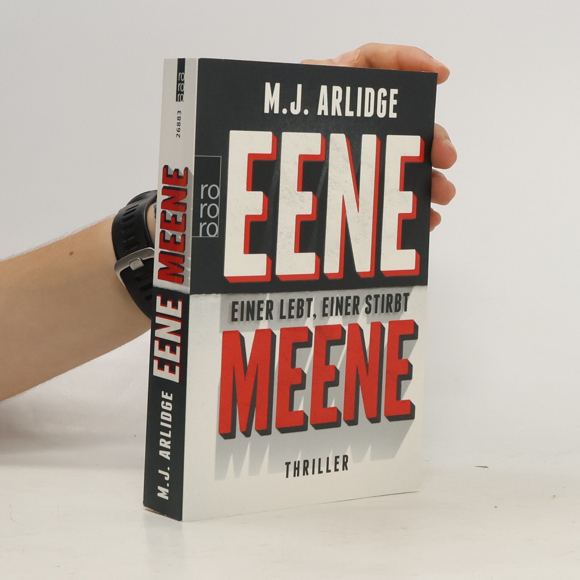 M. J. Arlidge Eene Meene