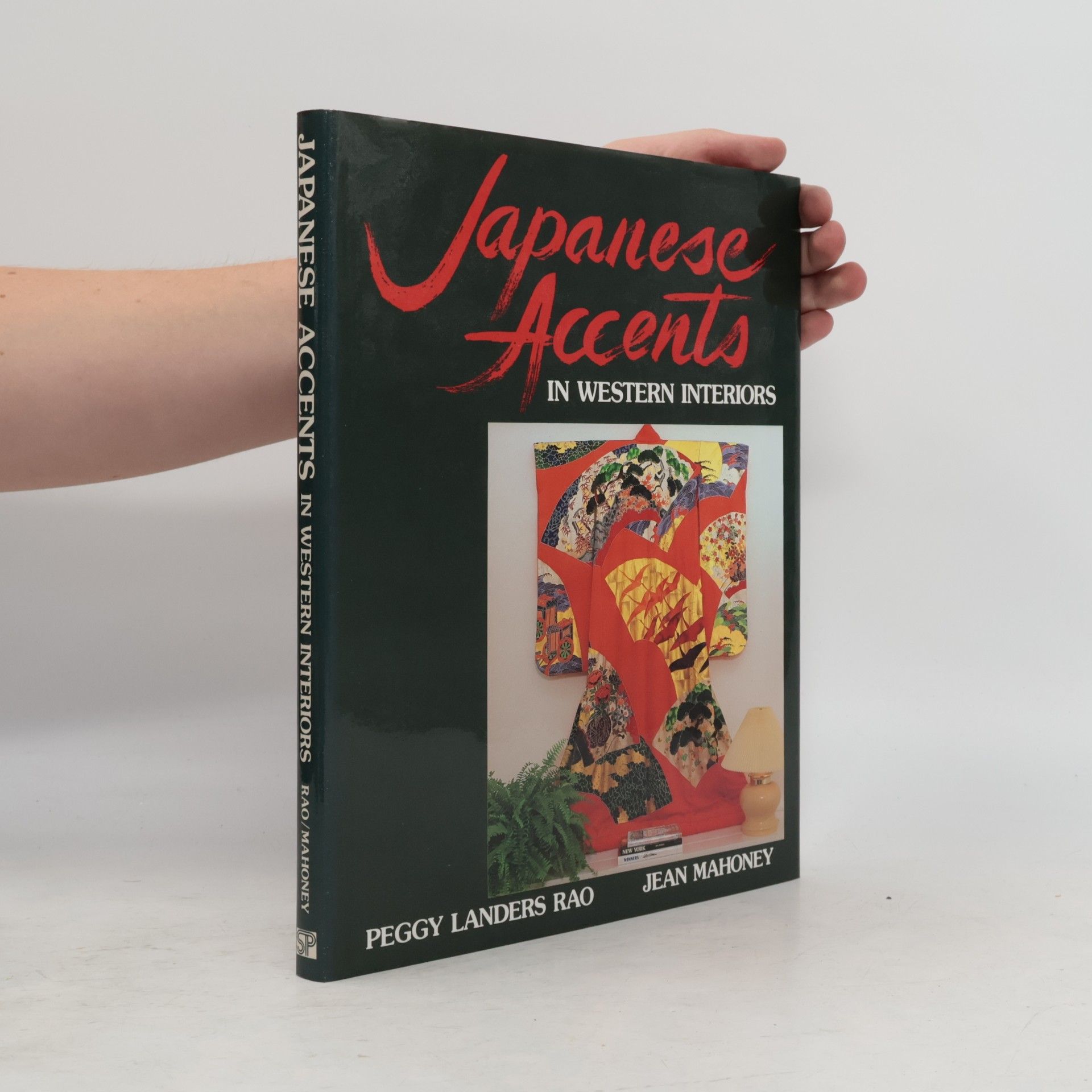 Japanese Accents in Western Interiors