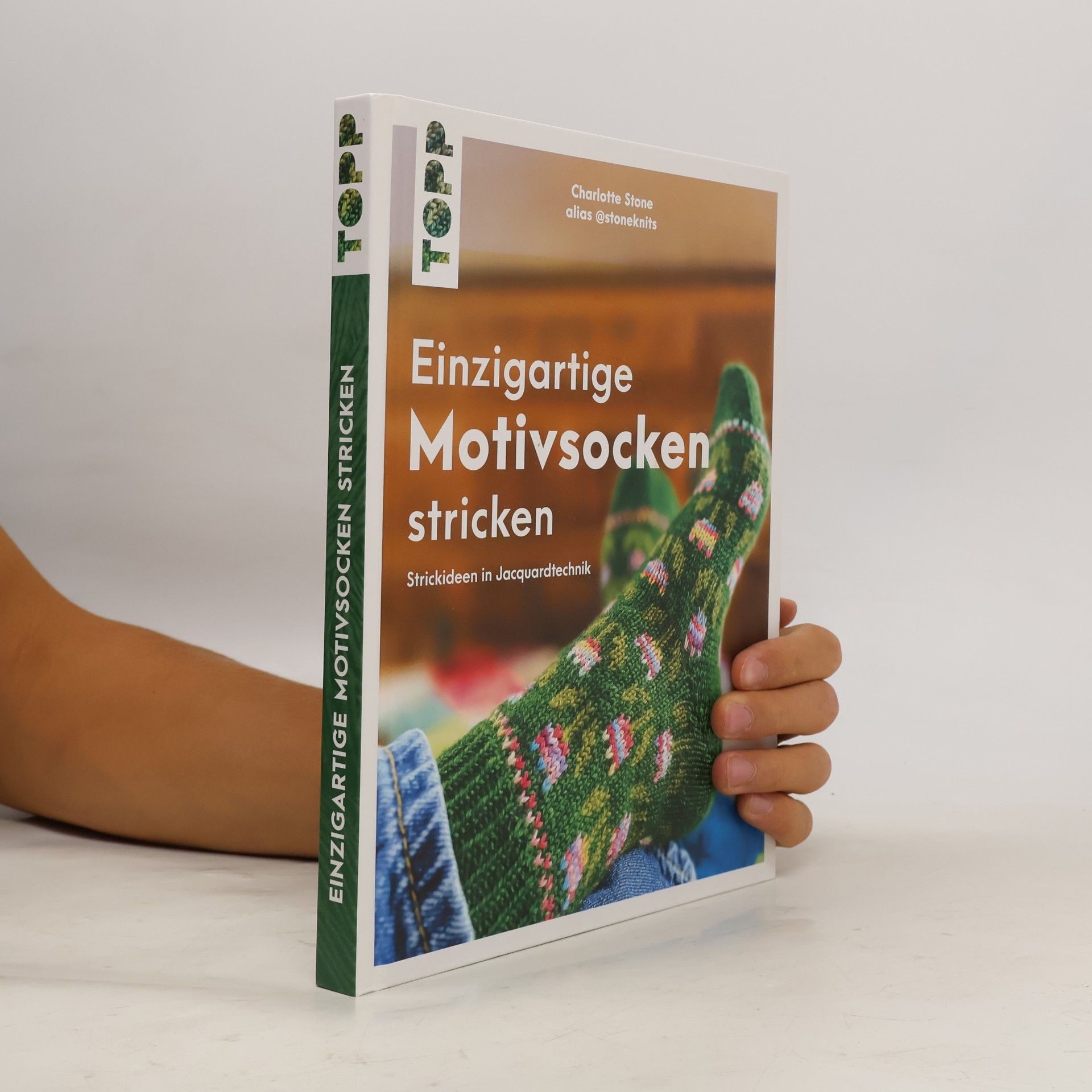Charlotte Stone Einzigartige Motivsocken stricken