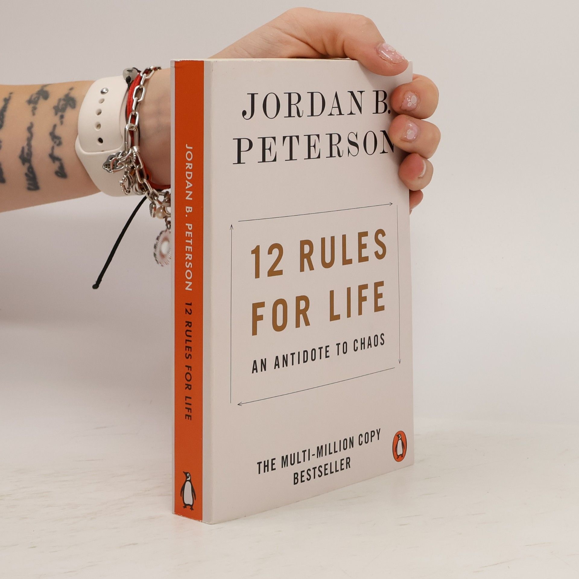Jordan Peterson 12 rules for life: An antidote to chaos