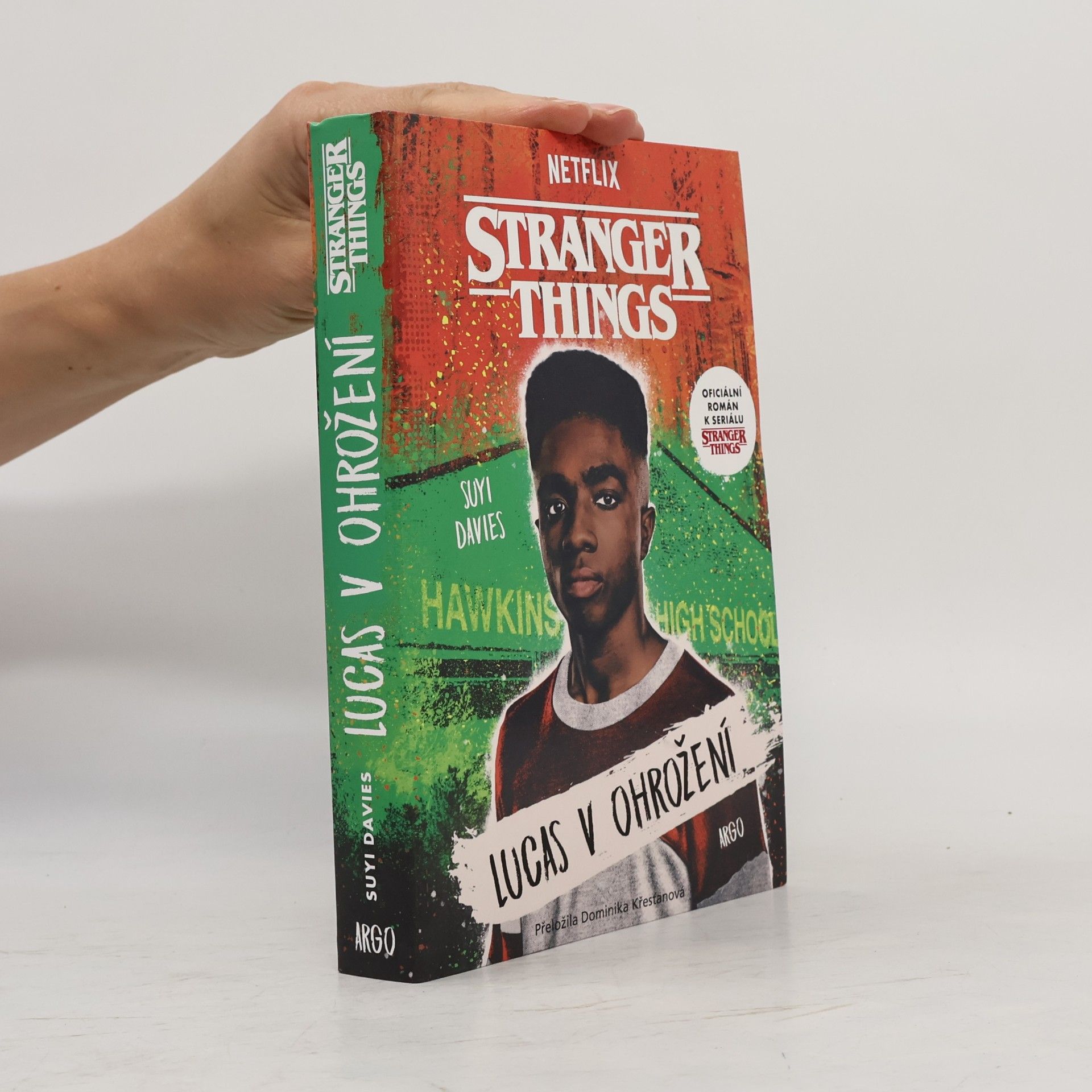 Suyi Davies Stranger Things - Lucas v ohrožení